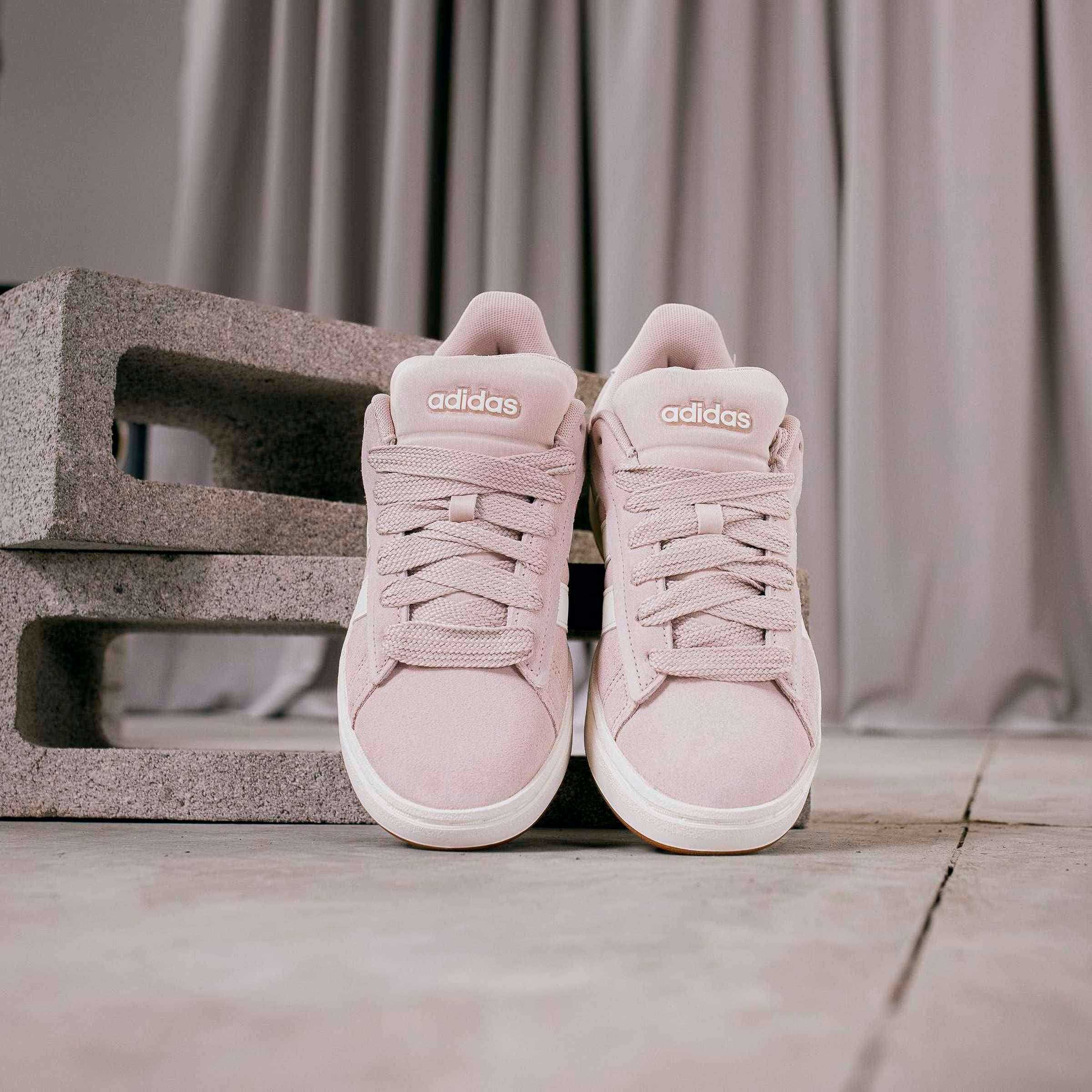adidas Sportswear Sneaker »GRAND COURT ALPHA«  Design inspiriert vom adidas Campus 00