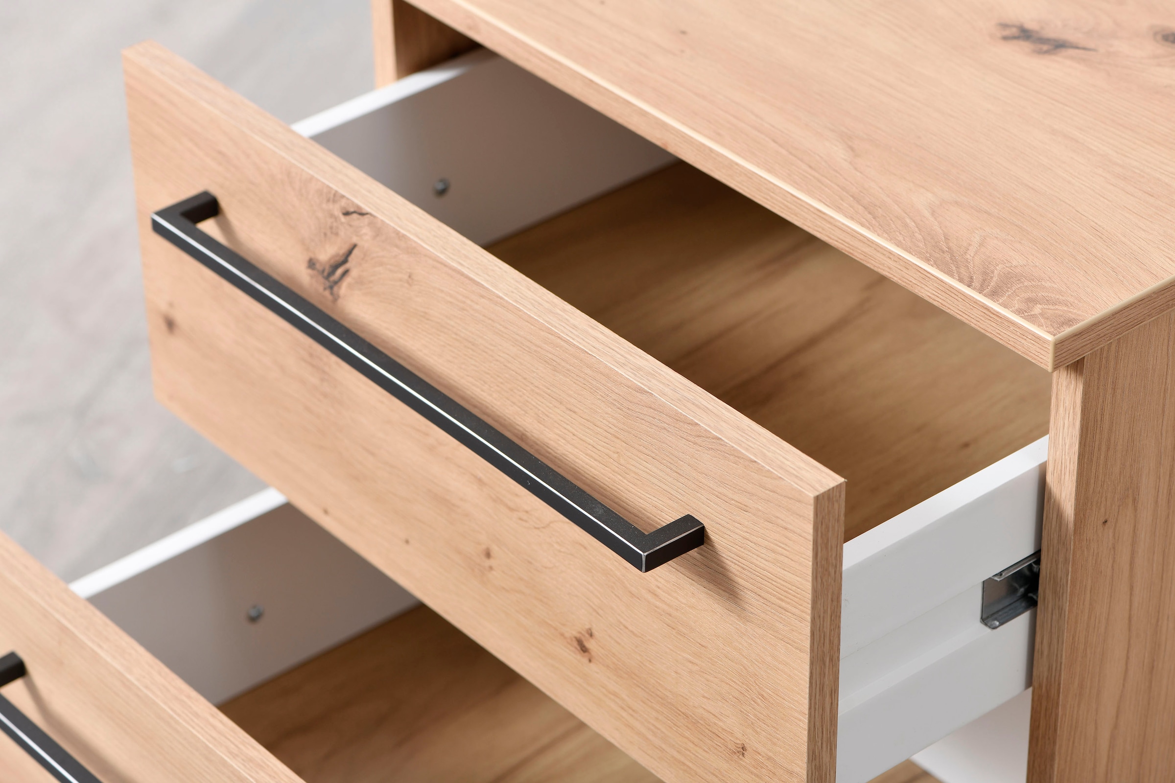 INOSIGN Nachtkommode »Sardinia, Nachtschrank, Masse (B/T/H): 45,5/35/54 cm«, (FSC-zertifizierter Holzwerkstoff), mit 2 Schubladen, Metallgriffe und Metallfüsse in Kufenform