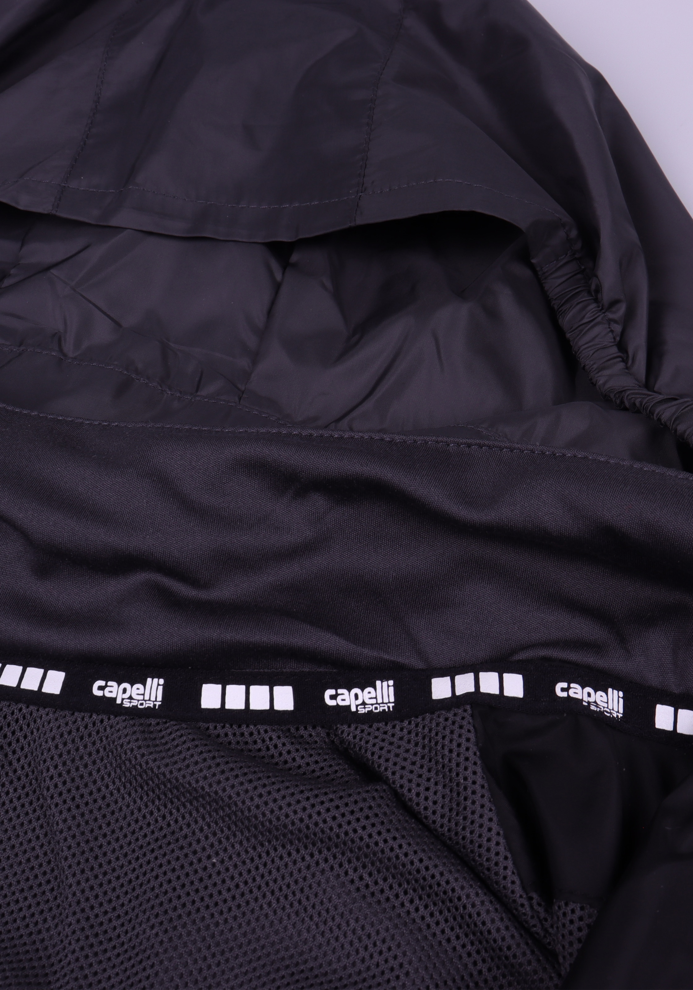 Capelli Sport Funktionsjacke, ohne Kapuze, mit seitlichen kontrastreichen Bändern