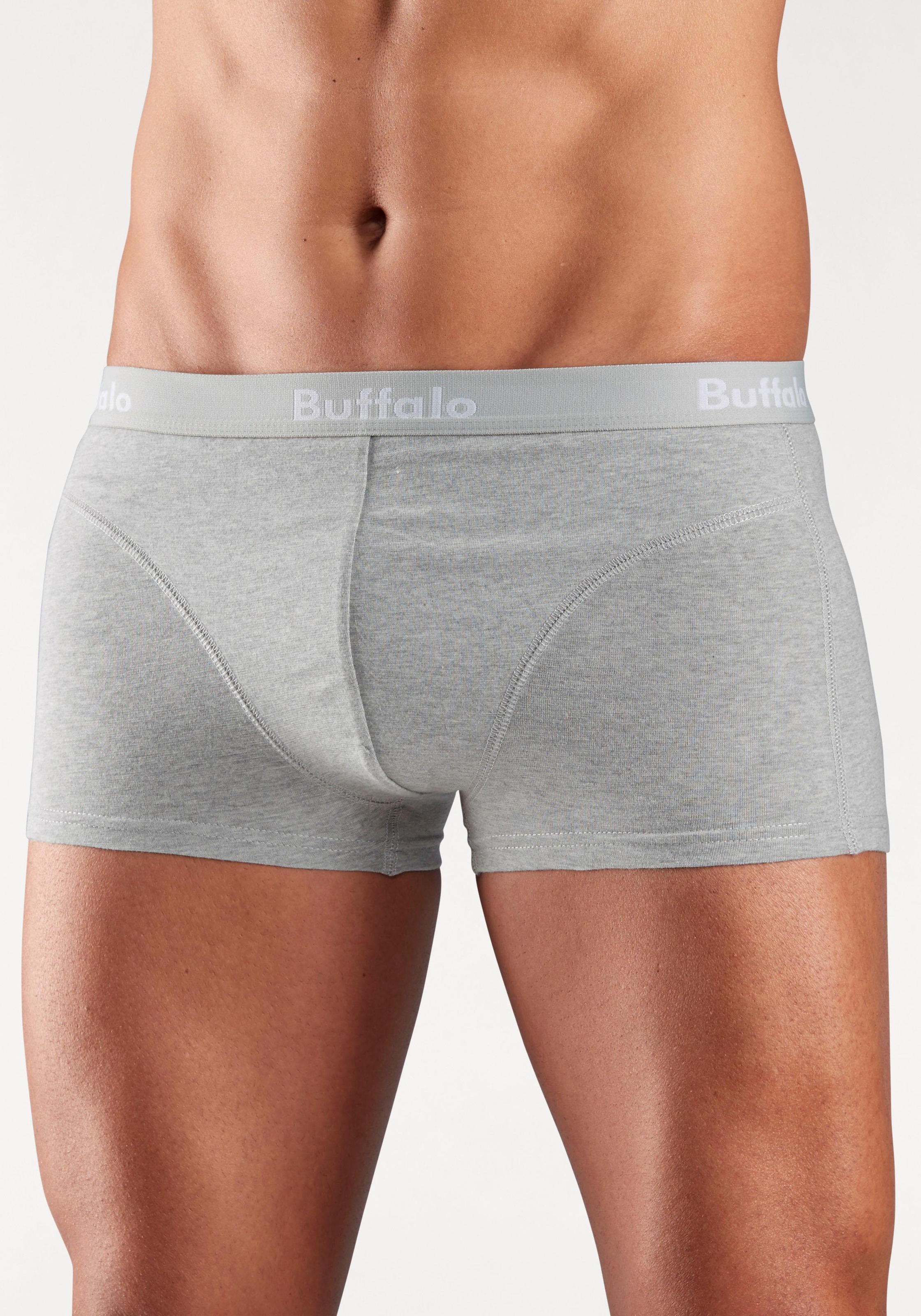 Buffalo Boxershorts, (Packung, 3 St.), in Hipster-Form mit Overlock-Nähten vorn