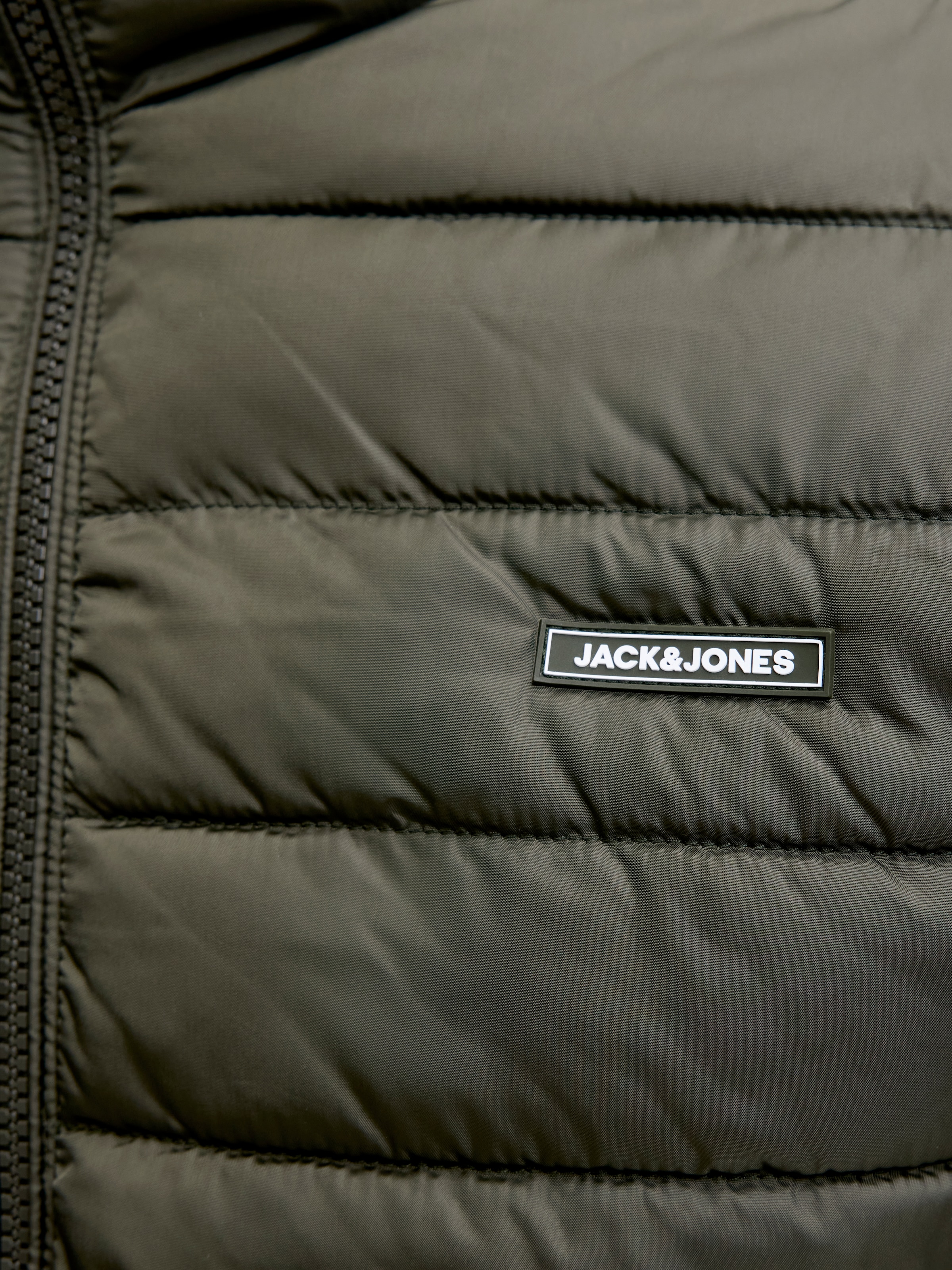 Jack & Jones PlusSize »JJELVIS LIGHT PUFFER COLLAR PLS« fibre synthétique, coupe régulière