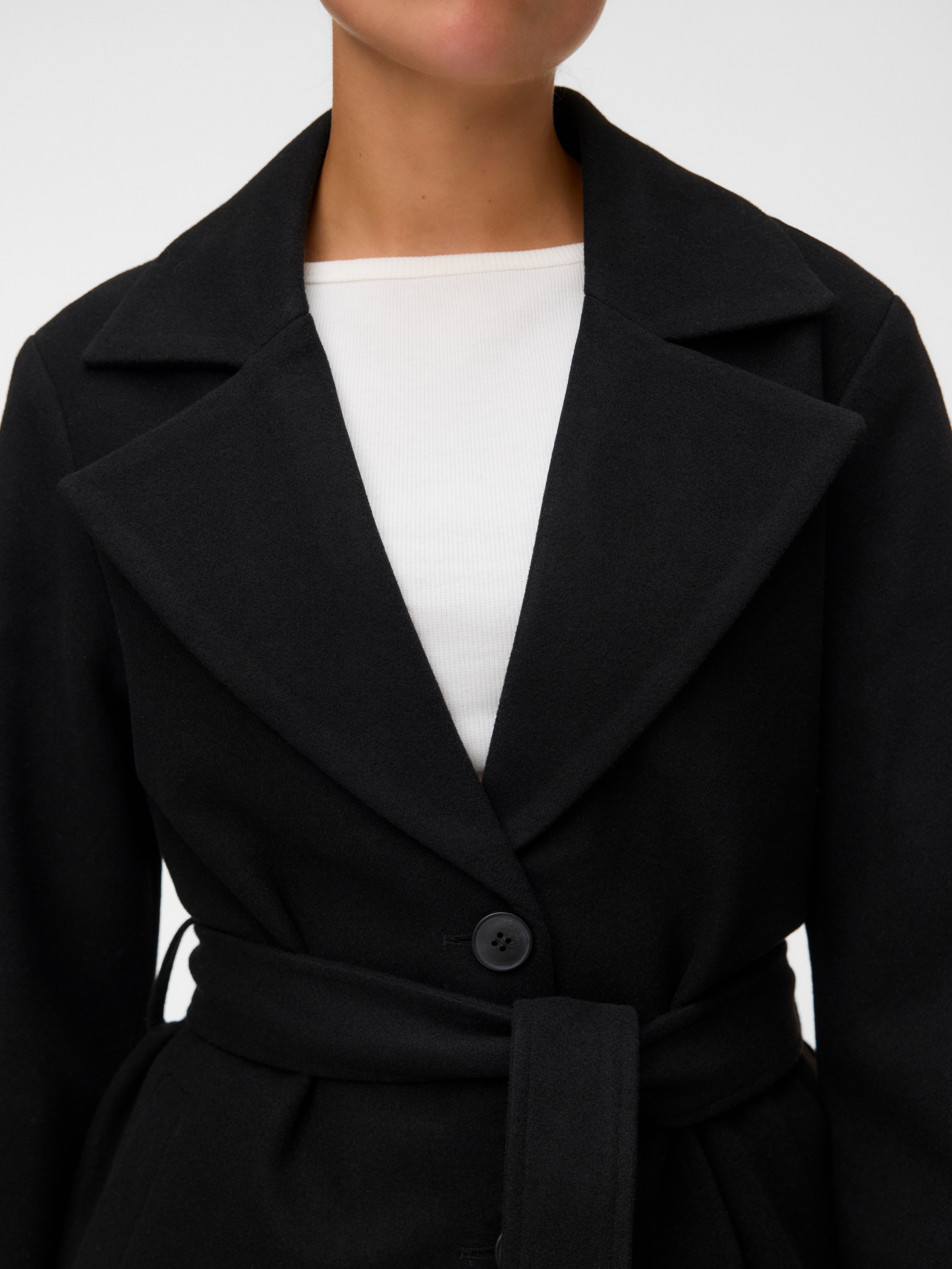 Vero Moda Veste courte »VMFORTUNEMAJA JACKET NOOS« fibre synthétique