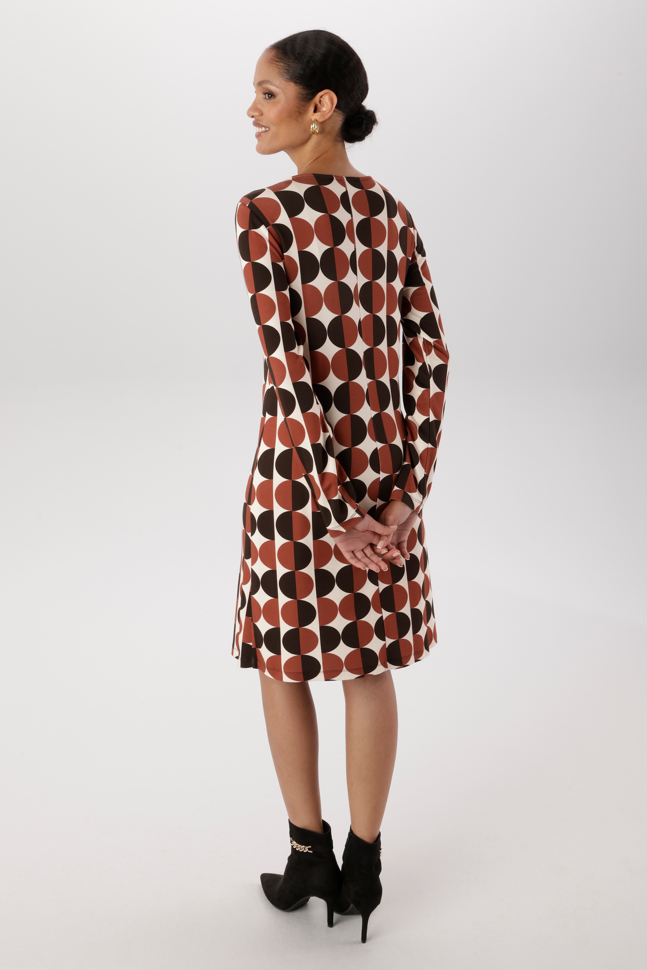 Aniston SELECTED Robe en jersey en forme légère A-line - NOUVELLE COLLECTION
