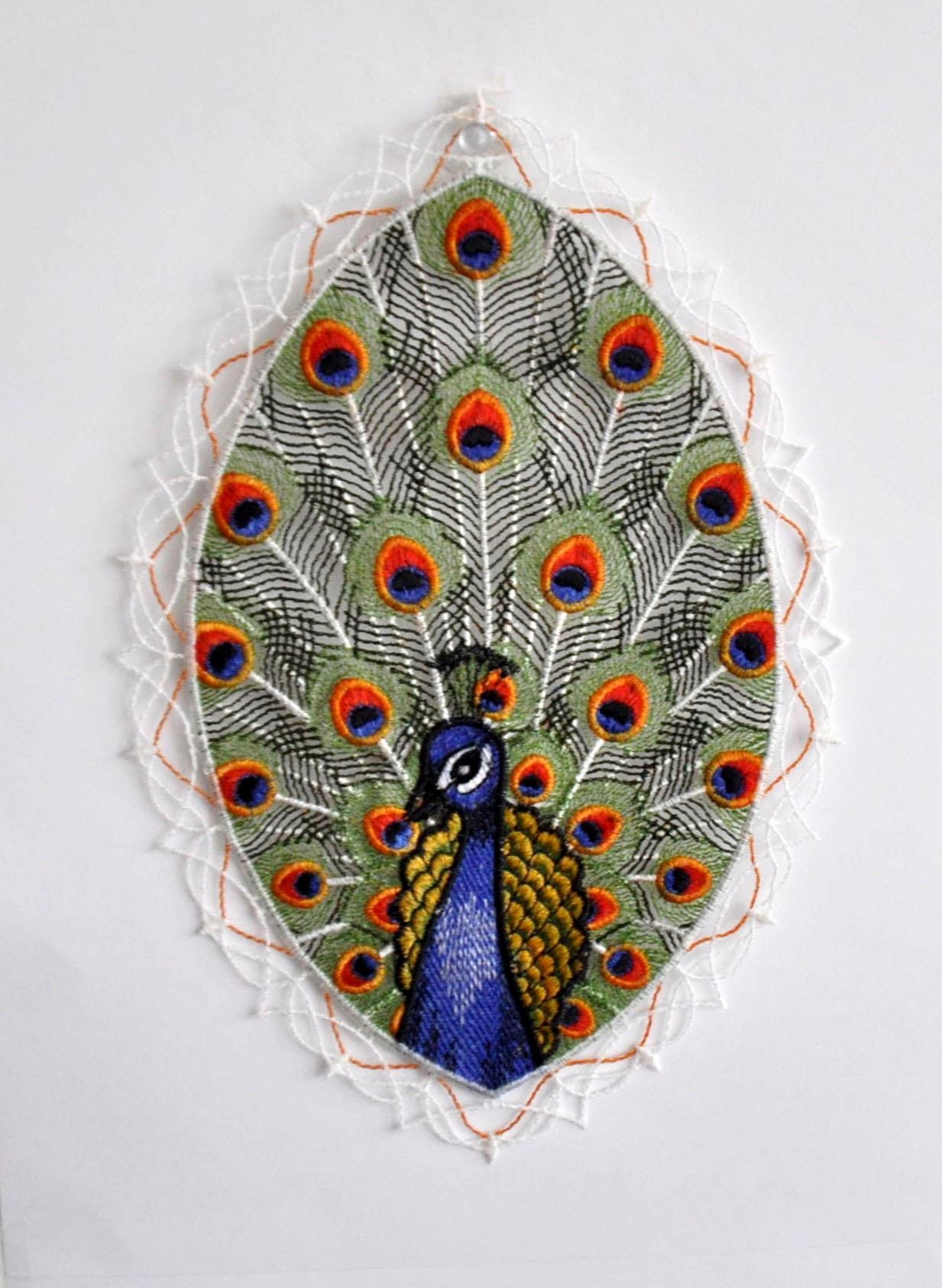 Image of Stickereien Plauen Fensterbild "Pfau"