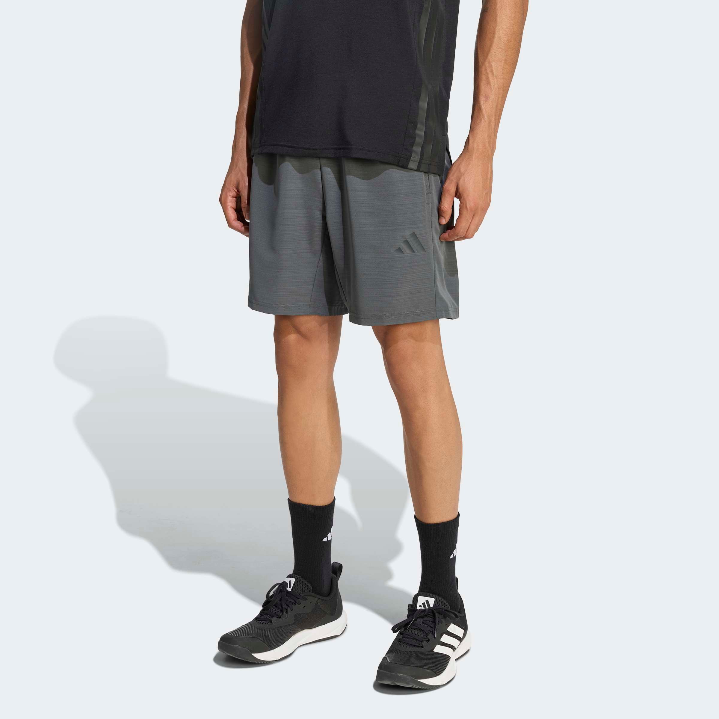 adidas Performance Short »WORKOUT ESSENTIALS BASE, GEWEBT«