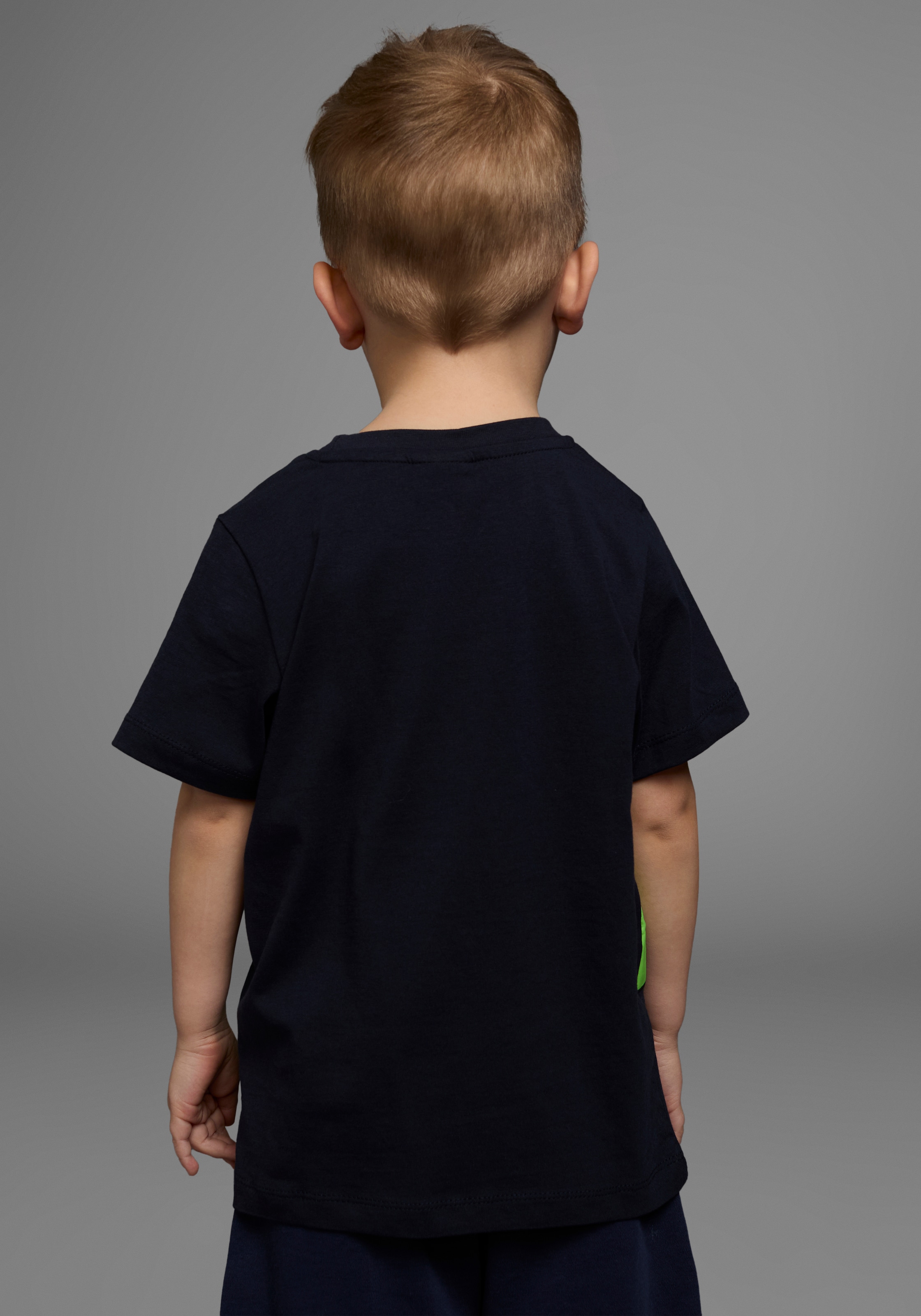 KIDSWORLD T-Shirt »Mit grossem Druck: GREEN DINO«, Kurzarm, Basic-Passform, bedruckt, Rundhalsausschnitt