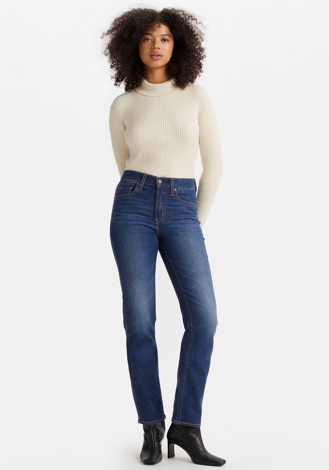 Image of Levis "724 HIGH RISE STRAIGHT"