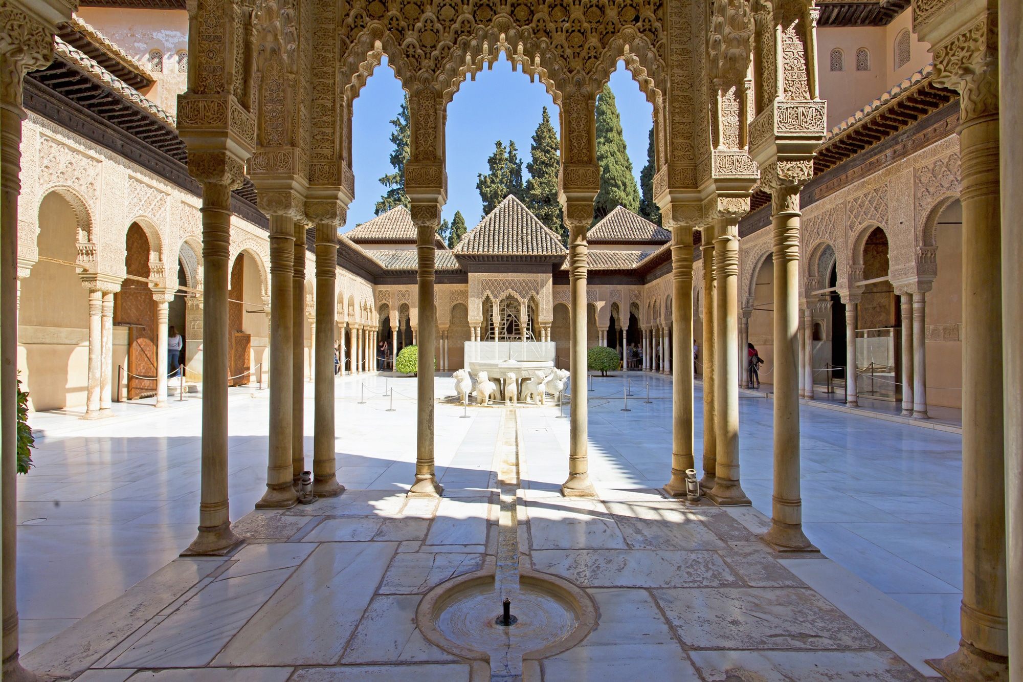 Image of Papermoon Fototapete "ARCHITEKTUR-PATIO DES LÖWES PALAST ALHAMBRA BOGEN HOF"
