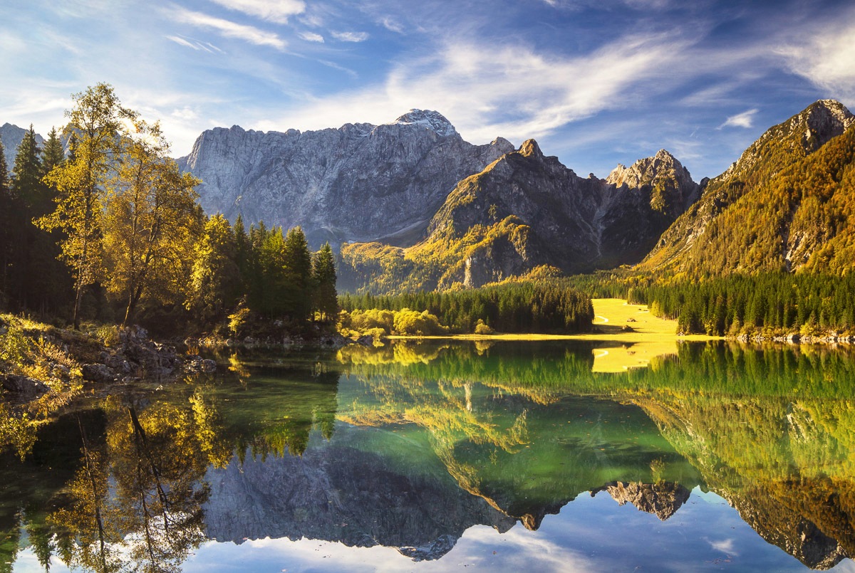 Image of Papermoon Fototapete "Fluss in Landschaft"