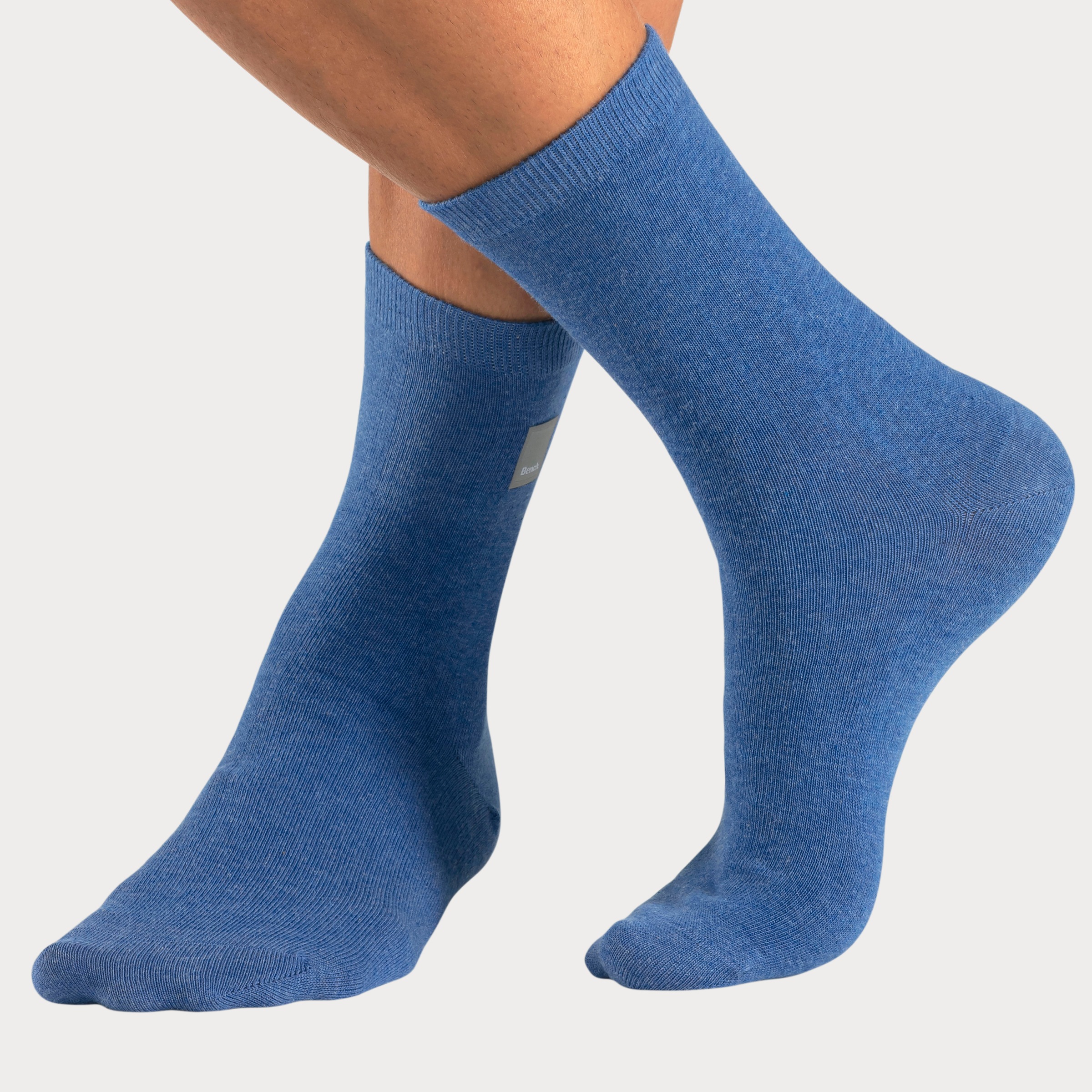 Bench. Basicsocken, (Packung, 4 Paar), mit Weblabel