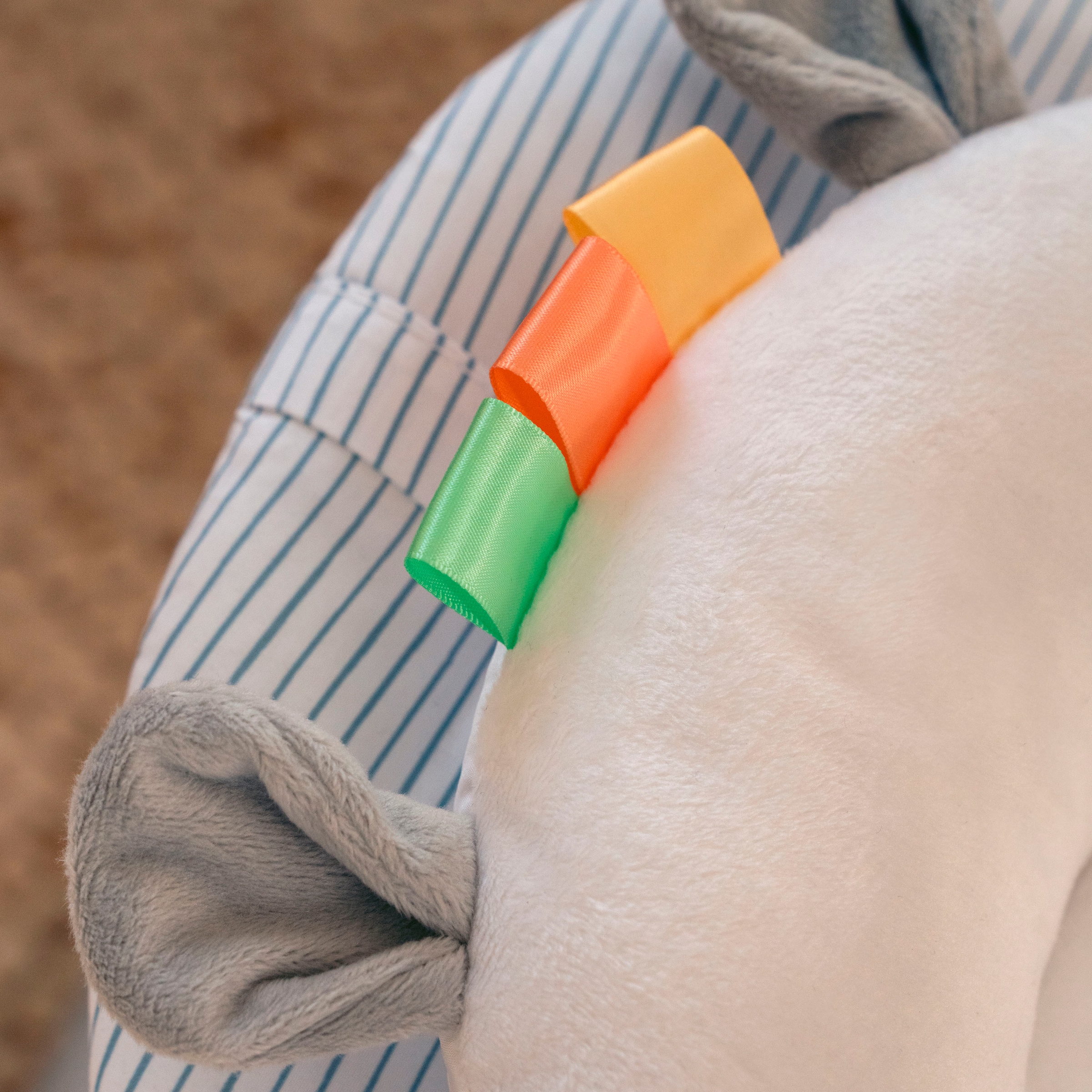 ingenuity Babywippe »Swing 'n Go Portable Swing™ - Chambray« bis 9 kg mit Melodien und Geräuschen