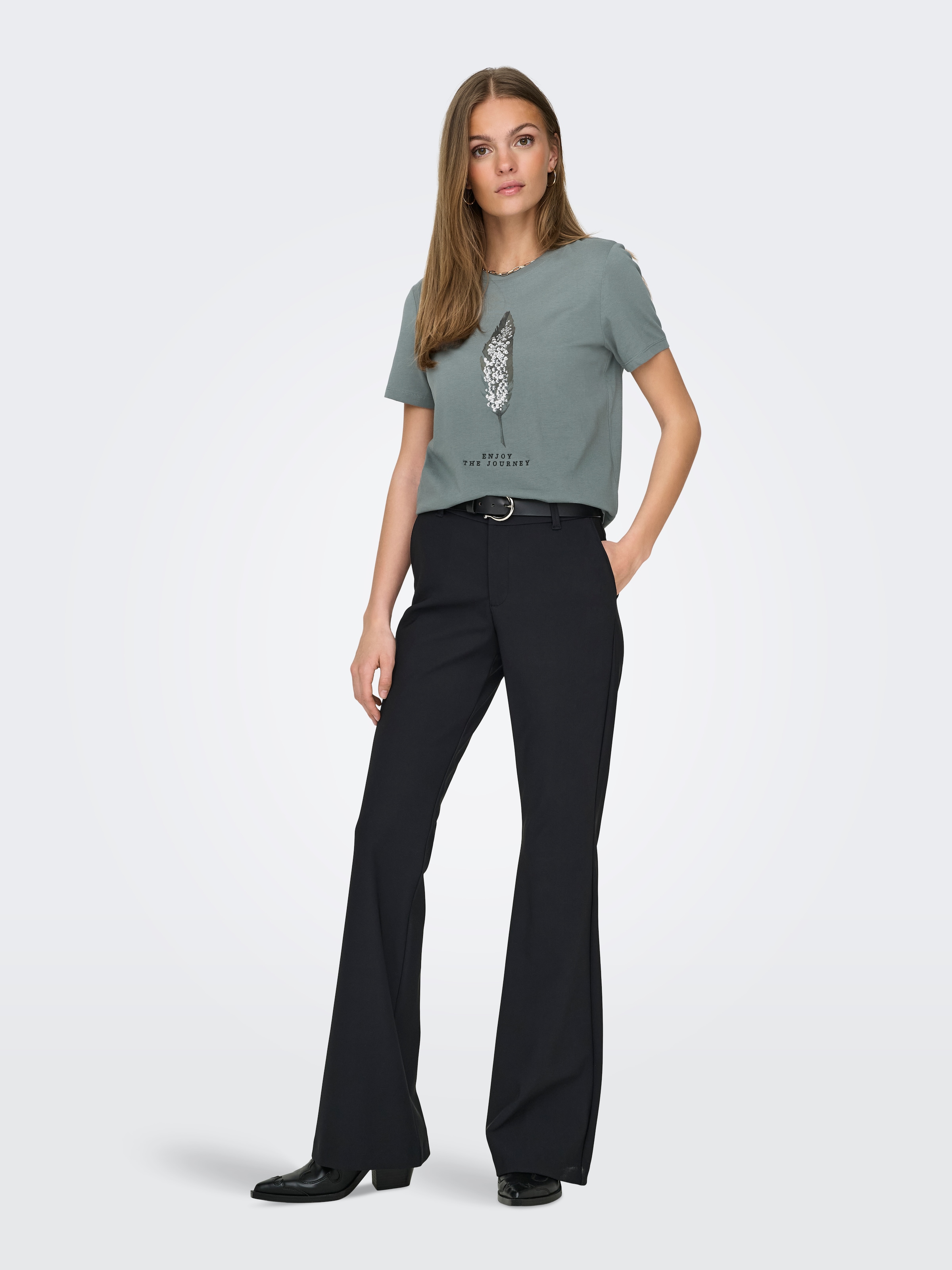 ONLY Kurzarmshirt »ONLKITA LIFE REG S/S PLUME TOP BOX JRS«