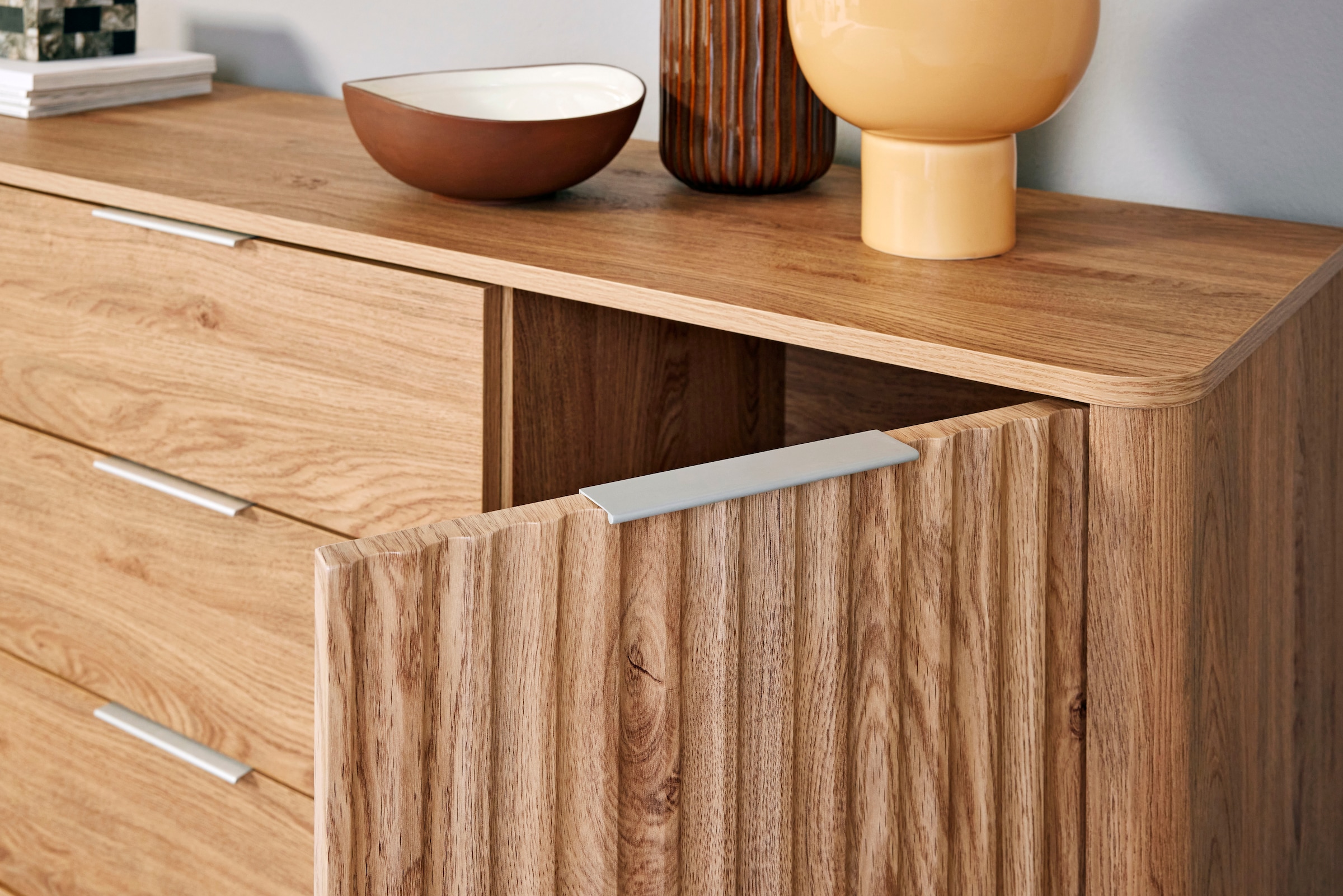 Jahnke Sideboard »WAVE SB 150« 1 Stk. tlg. Sideboard, Retro-Stil, Front in Wellendesign, Breite ca. 150 cm