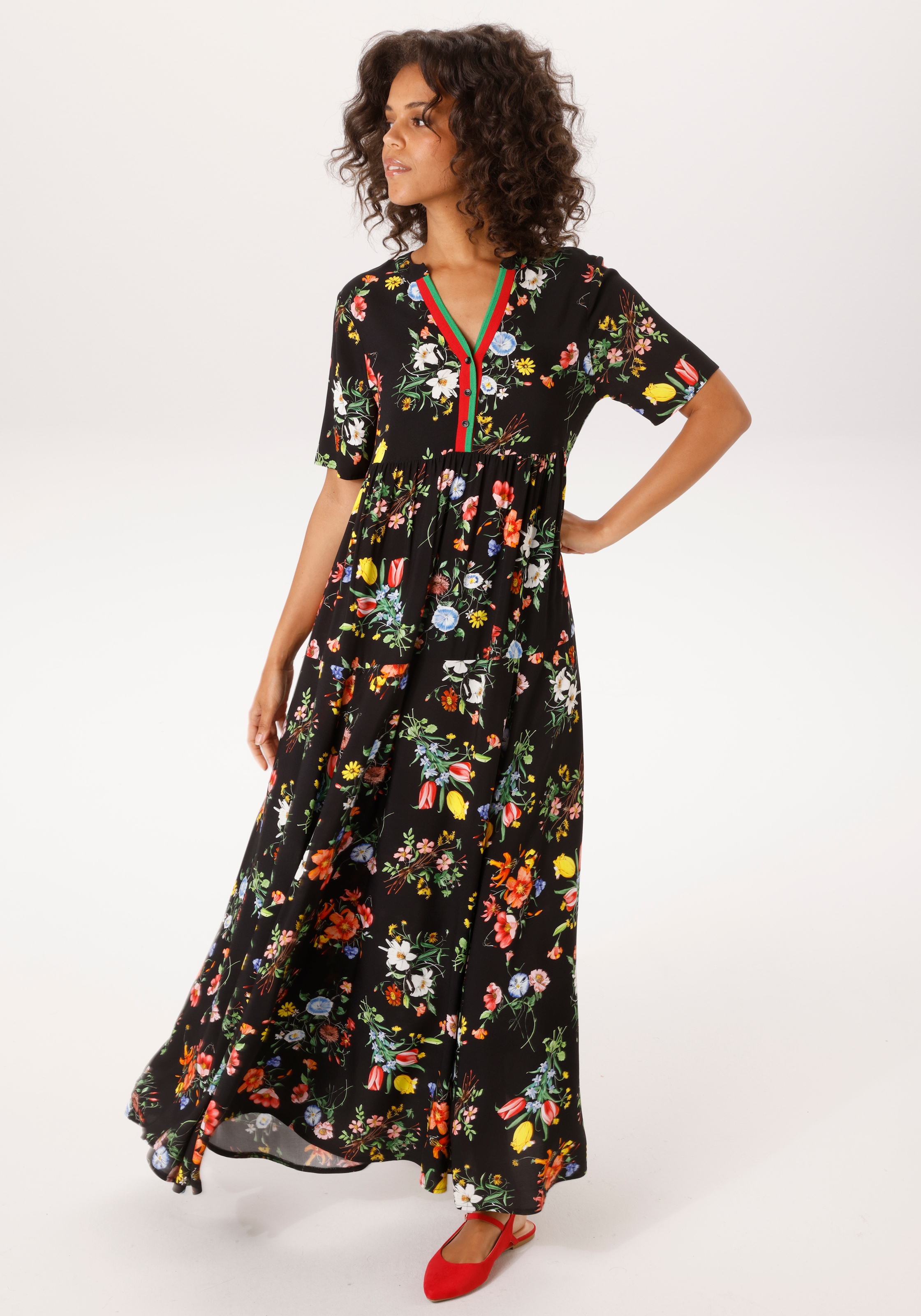 Aniston CASUAL Robe d'été mit farbenfrohen Blumendruck - jedes Teil ein Unikat - NEUE KOLLEKTION