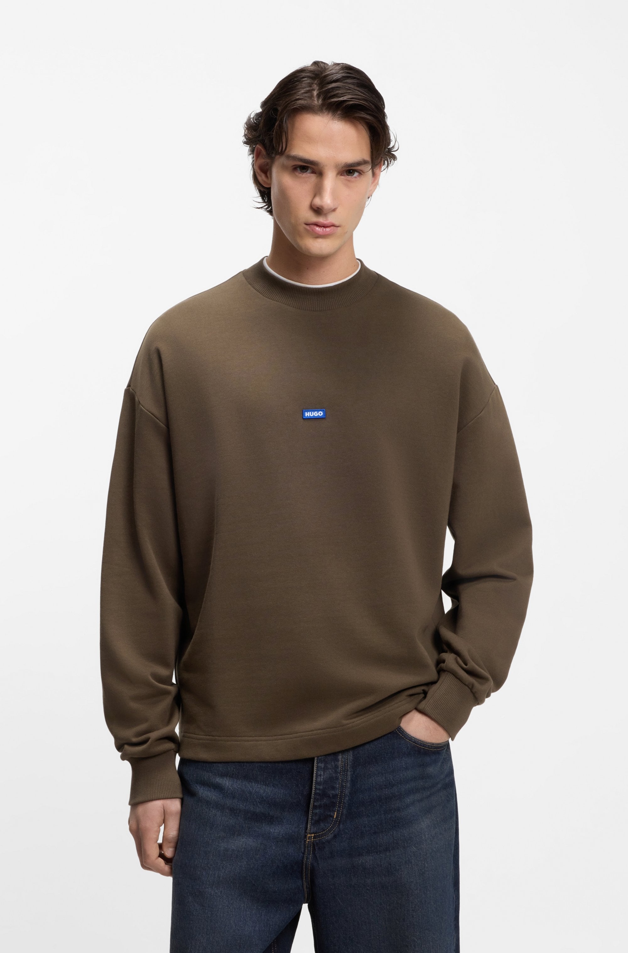 HUGO Sweat-shirt »Nedro«, Encolure ronde, coupe régulière, patch logo
