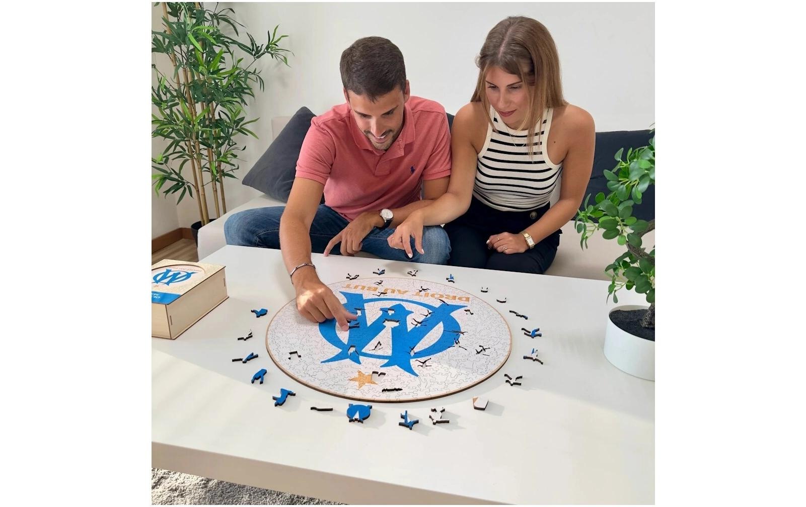   Puzzle »Iconic Olympique Marseille – Logo« Holzart: Birke (Herkunftsland: China)