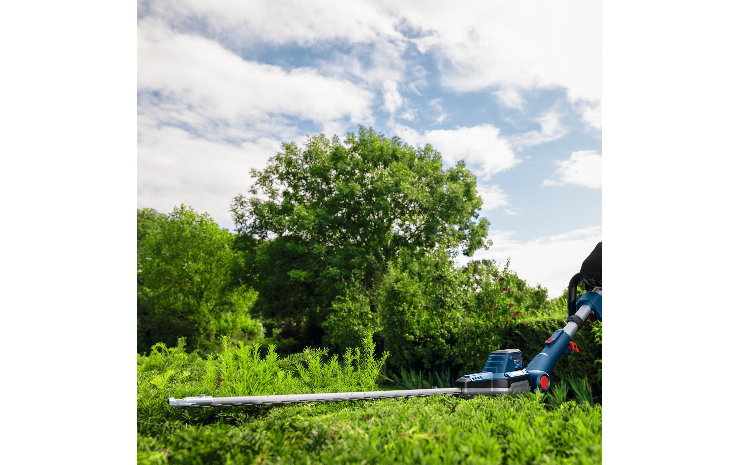 Bosch Professional Akku-Heckenschere »GHE18V-50FP« (ohne Akku und Ladegerät, )  Stabheckenschere zum Trimmen von hohen Hecken und kleineren Büschen