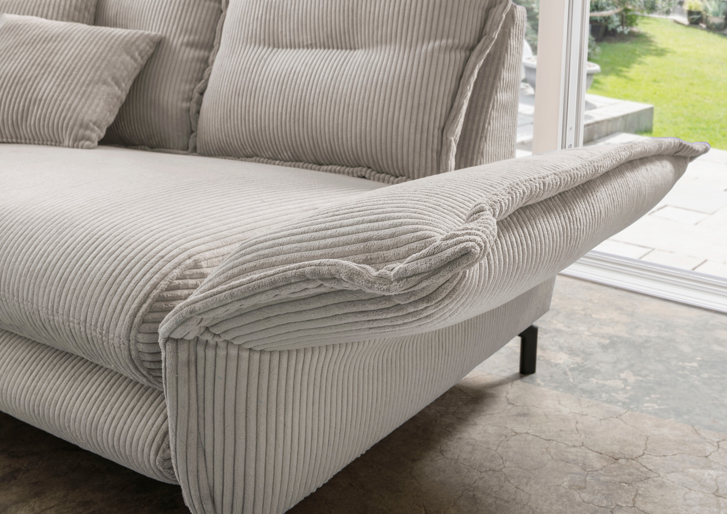 Home affaire Sitzgruppe »LAVA modern und elegant, aktuelle Kissenoptik« 3-Sitzer und 2-Sitzer, 2 tlg. tlg. Armlehnen verstellbar