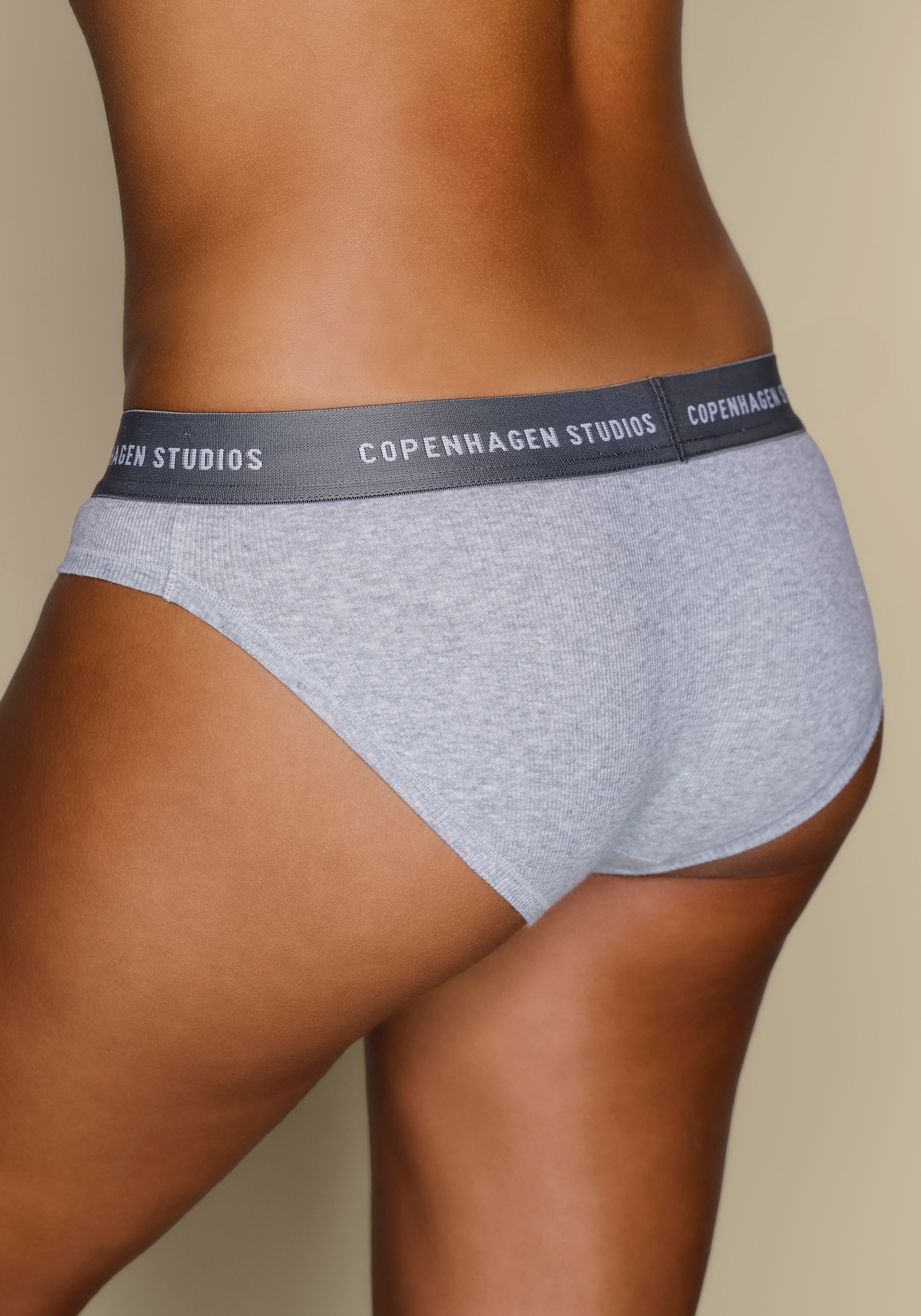 Copenhagen Studios Bikinislip »mit softem Logobund«, (2er-Pack), aus gerippter Bio-Baumwollqualität