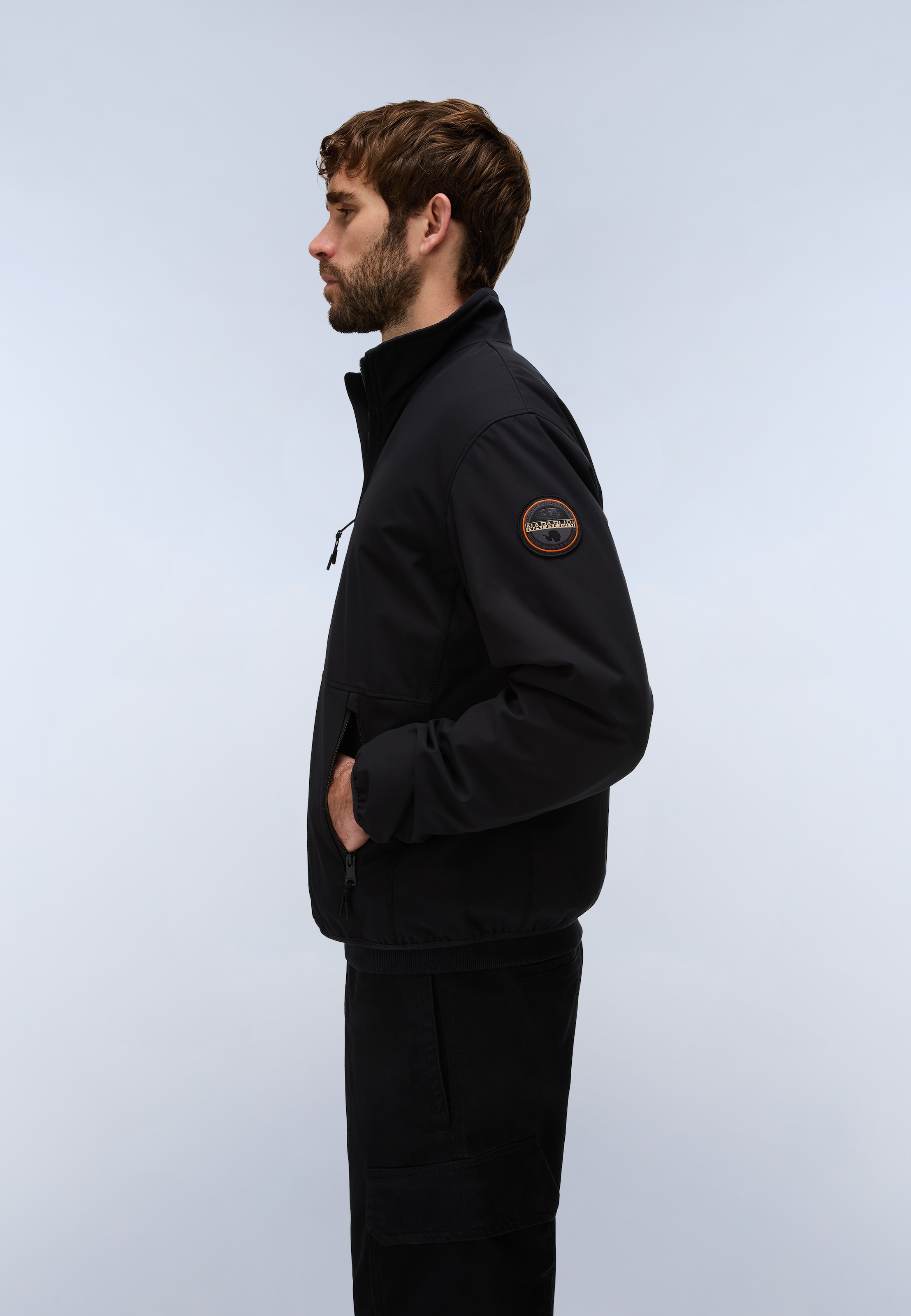 Napapijri Veste d'hiver »A-TUNDRA FZ STAND BLACK BEAUTY« en polyamide, caractère droit