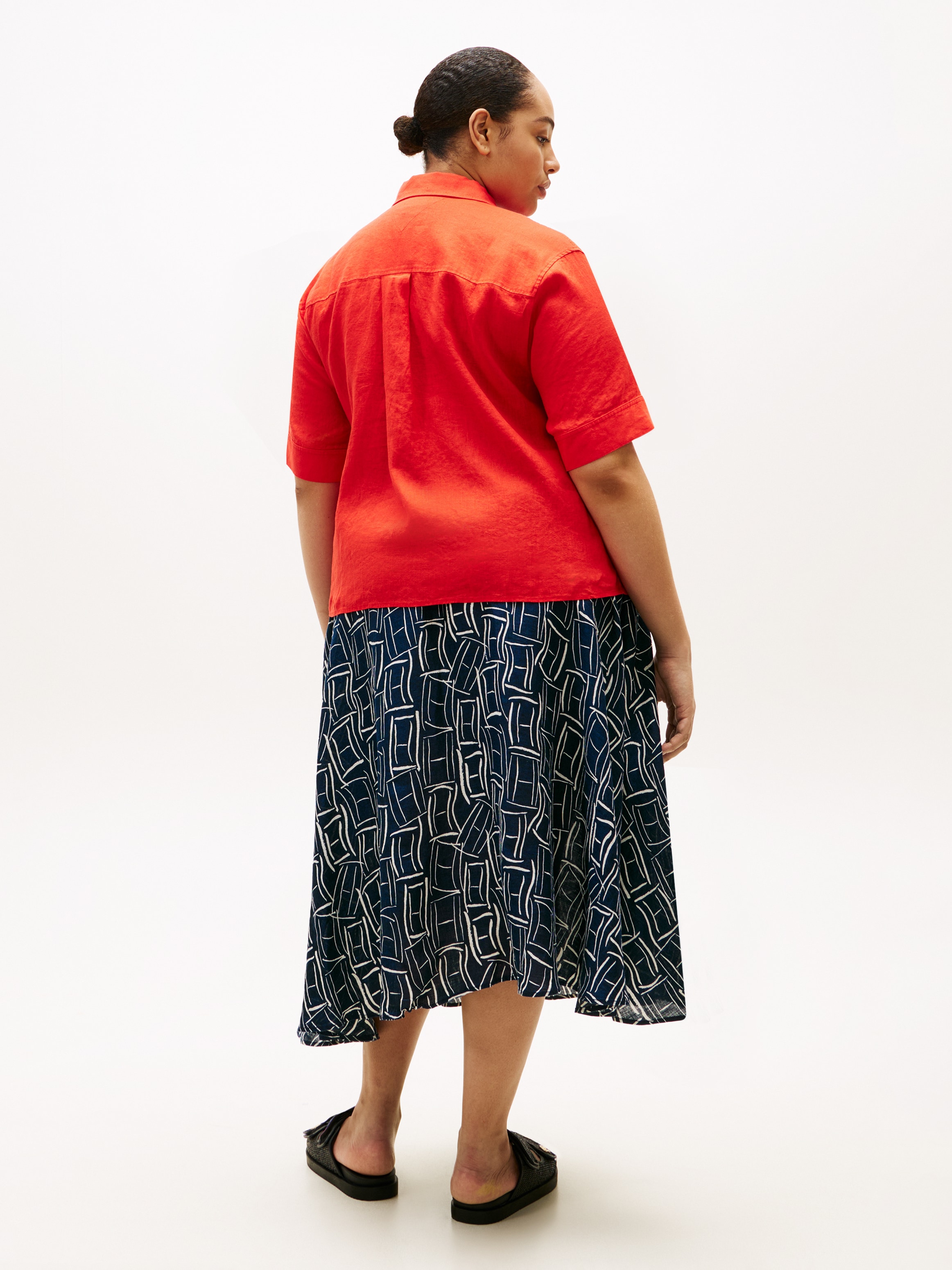 Tommy Hilfiger Curve T-shirt à manches courtes »CRV ESS LINEN SHIRT WITH SS« in grossen Grössen