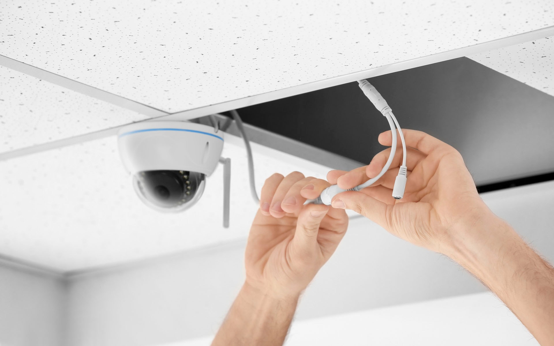 Alecto Überwachungskamera »DVC136IP«, Innenbereich, WLAN-Dome-Kamera für den Innen- und Aussenbereich