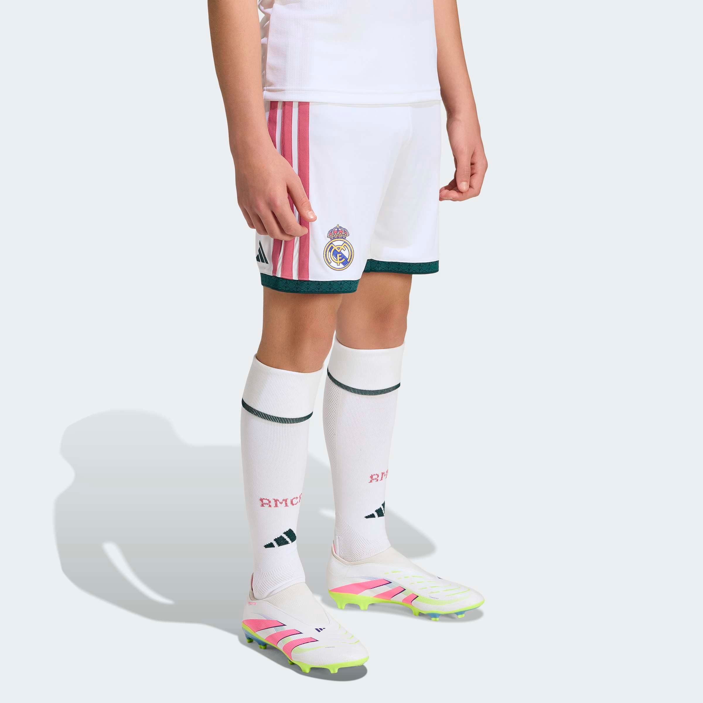 Image of adidas Performance Trainingsshorts "REAL MADRID 26/27 KIDS" für Kinder, bequeme Passform, für Sport und Alltag, aus Polyester