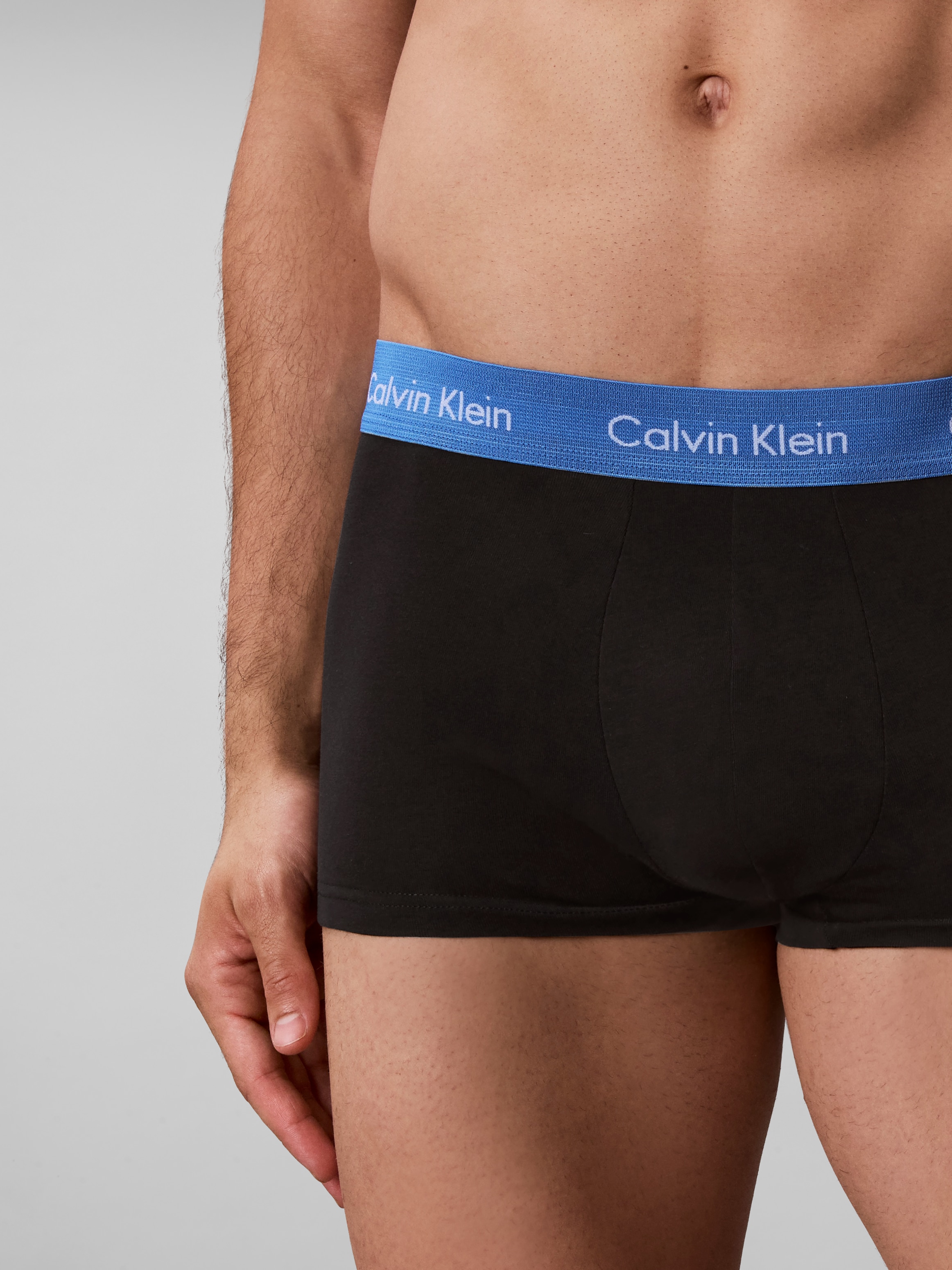 Calvin Klein Underwear Boxers »Low Rise Trunk 3pk« Paquet, pack de 3, 3 cuis avec bord-côte logo