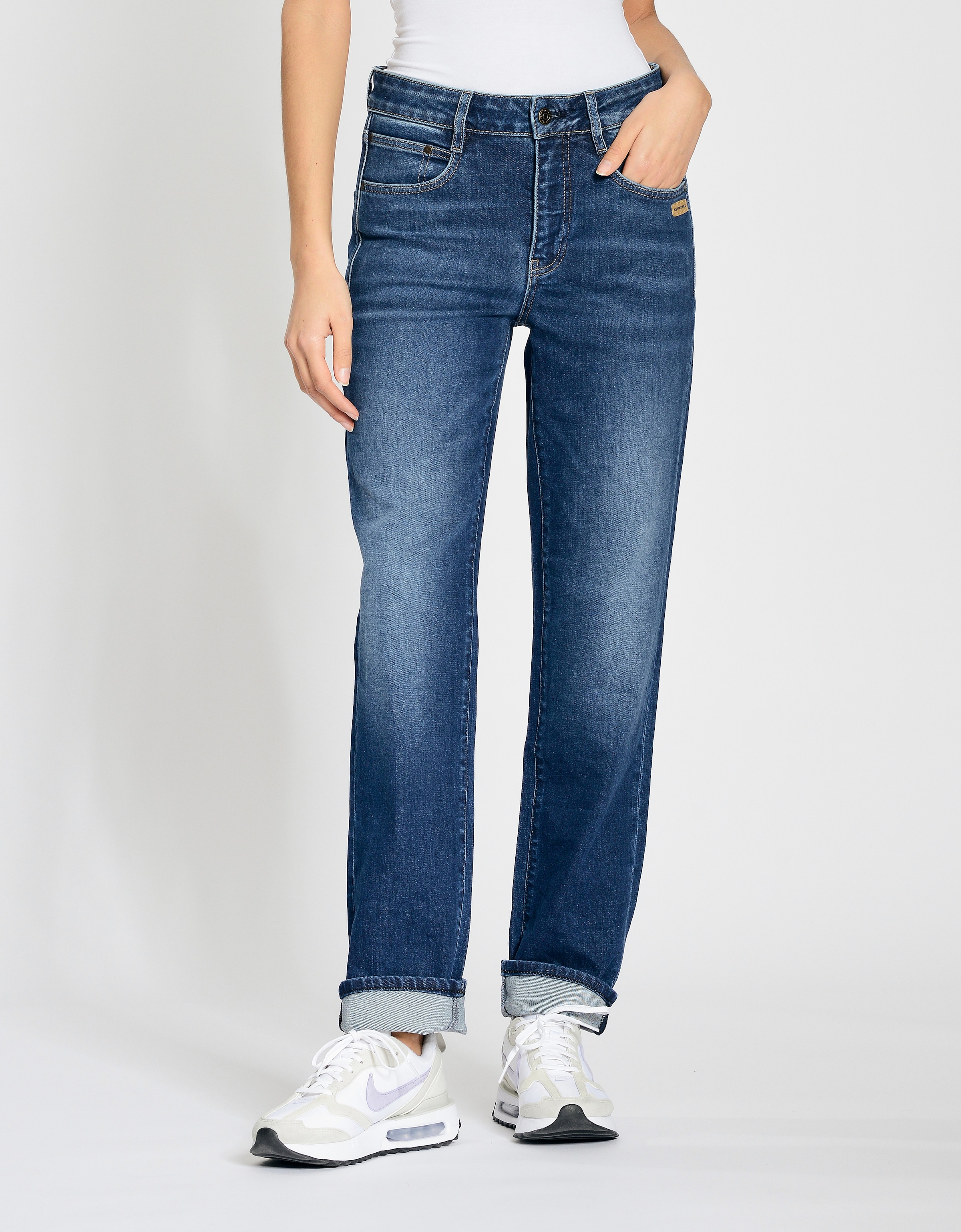 Straight-Jeans »94SOLEY«, exklusives Design mit Used-Effekten