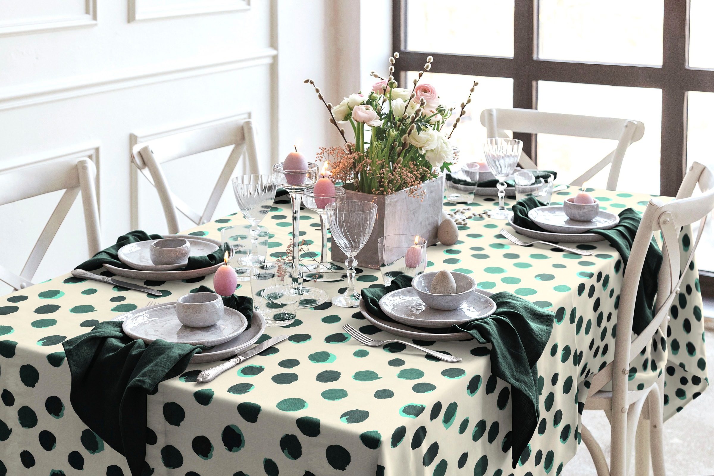 Adam Tischdecke "Dots" aus Leinen und Bio-Baumwolle