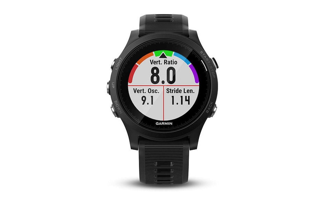 Garmin Fitnessuhr »GPS-Sportuhr Forerunner 935 Schwarz«