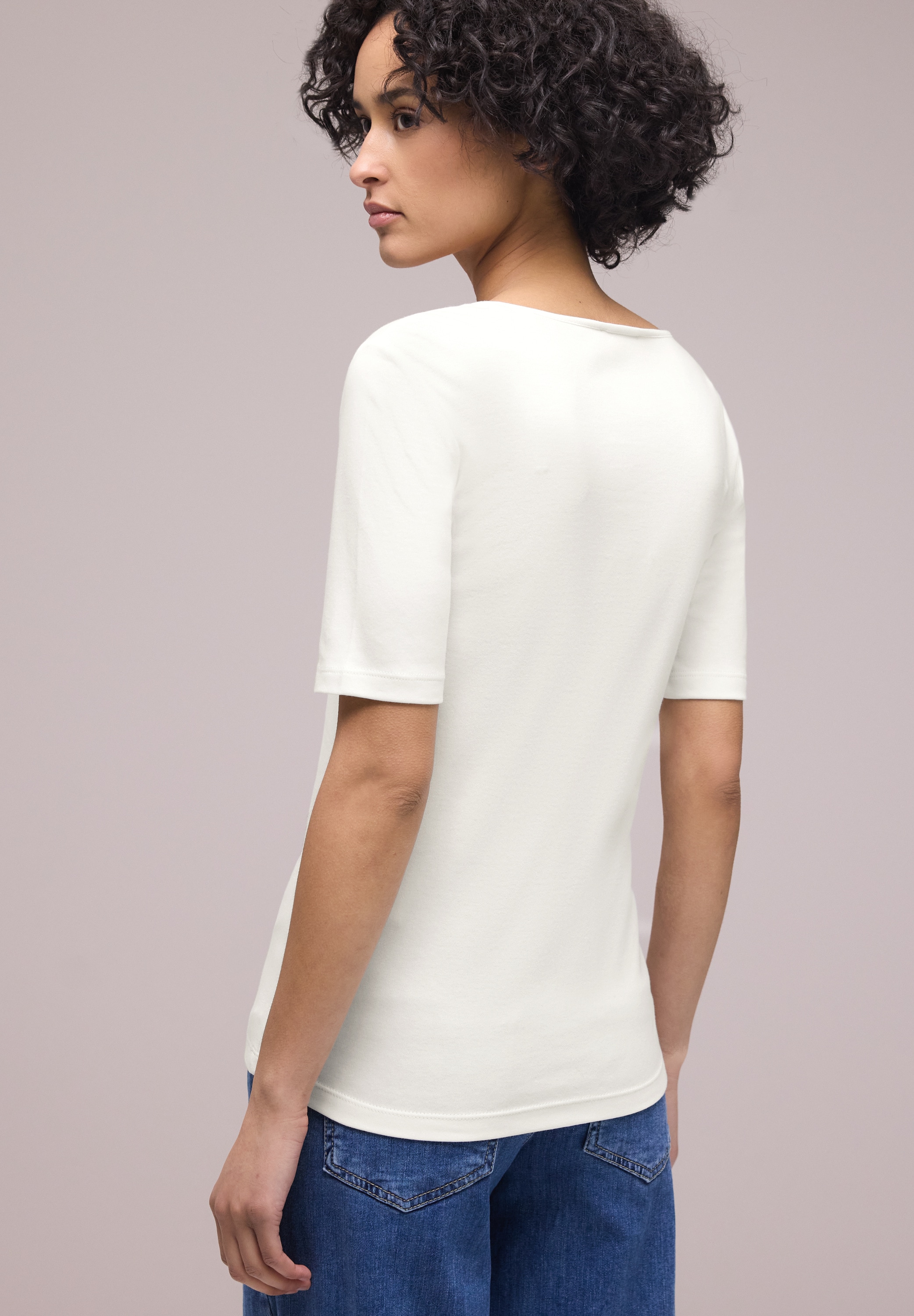 STREET ONE T-shirt à manches courtes »Style Ada« Sommershirt mit Herz-Ausschnitt