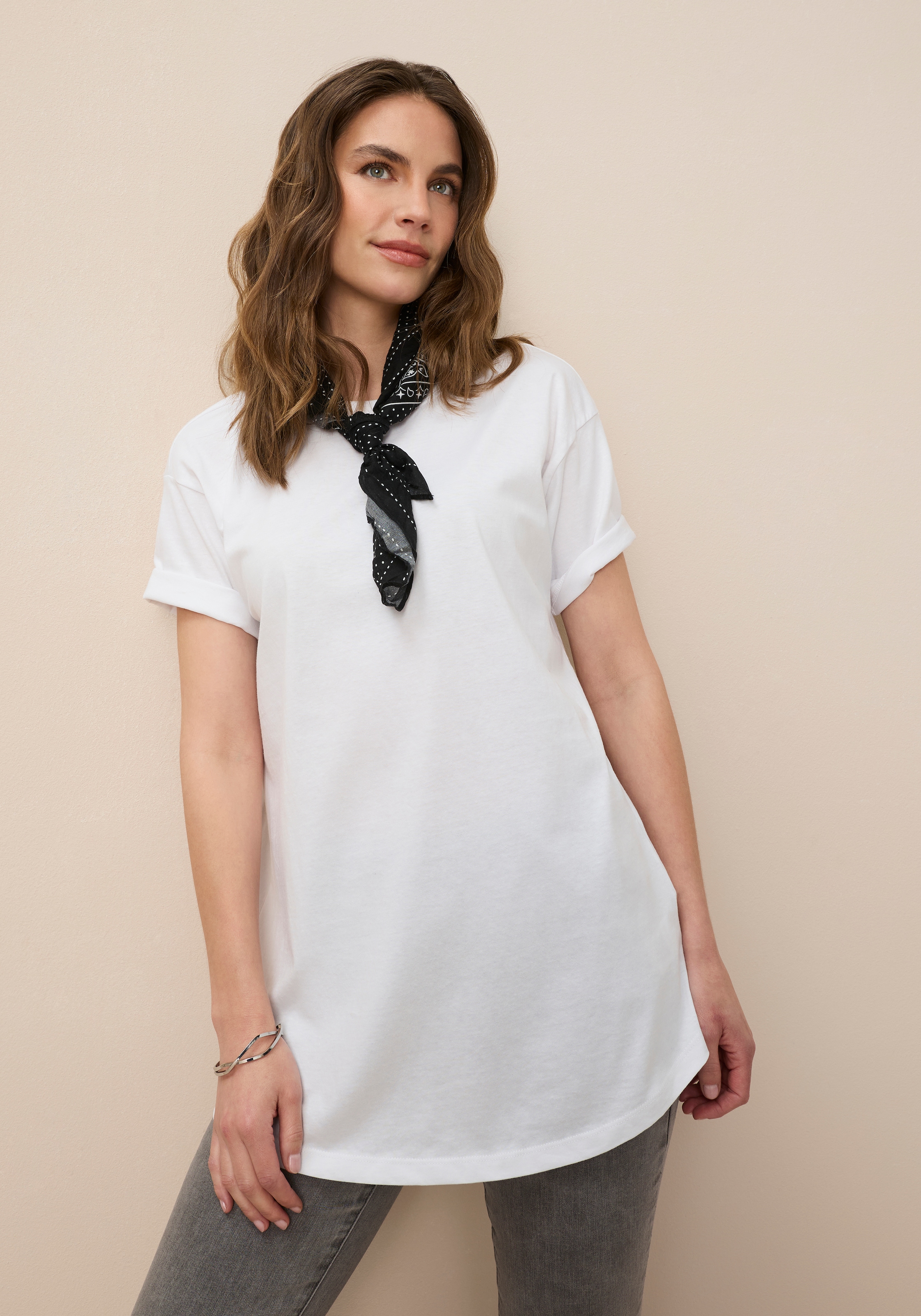 Image of Tamaris Oversize-Shirt "aus Baumwolle" in Longform mit abgerundetem Saum