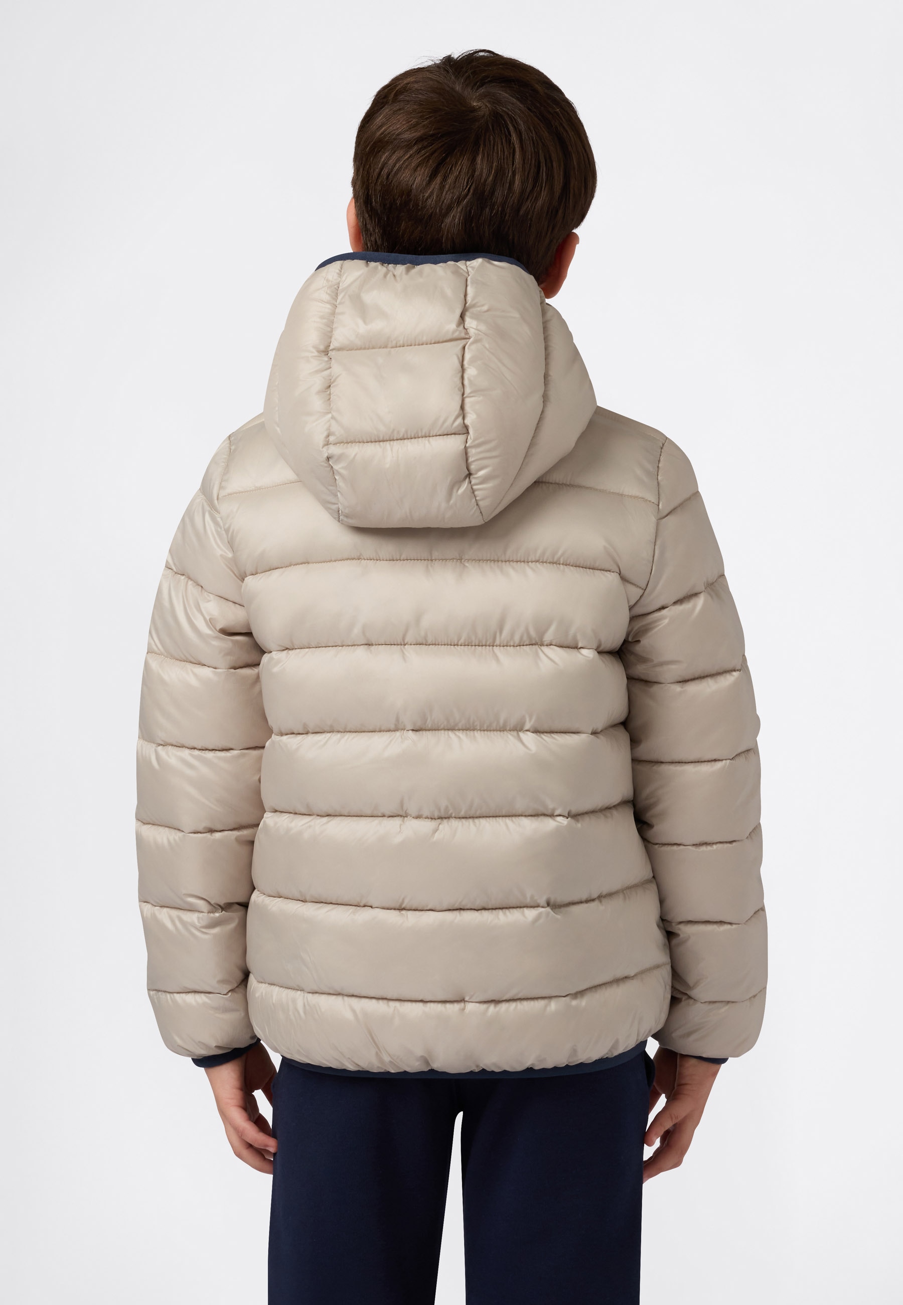 Champion Veste matelassée »SPORTWEAR JACKET Standard Fit« 1 cuis tlg. mit verstellbarer Kapuze, aus Polyester, anliegende Passform