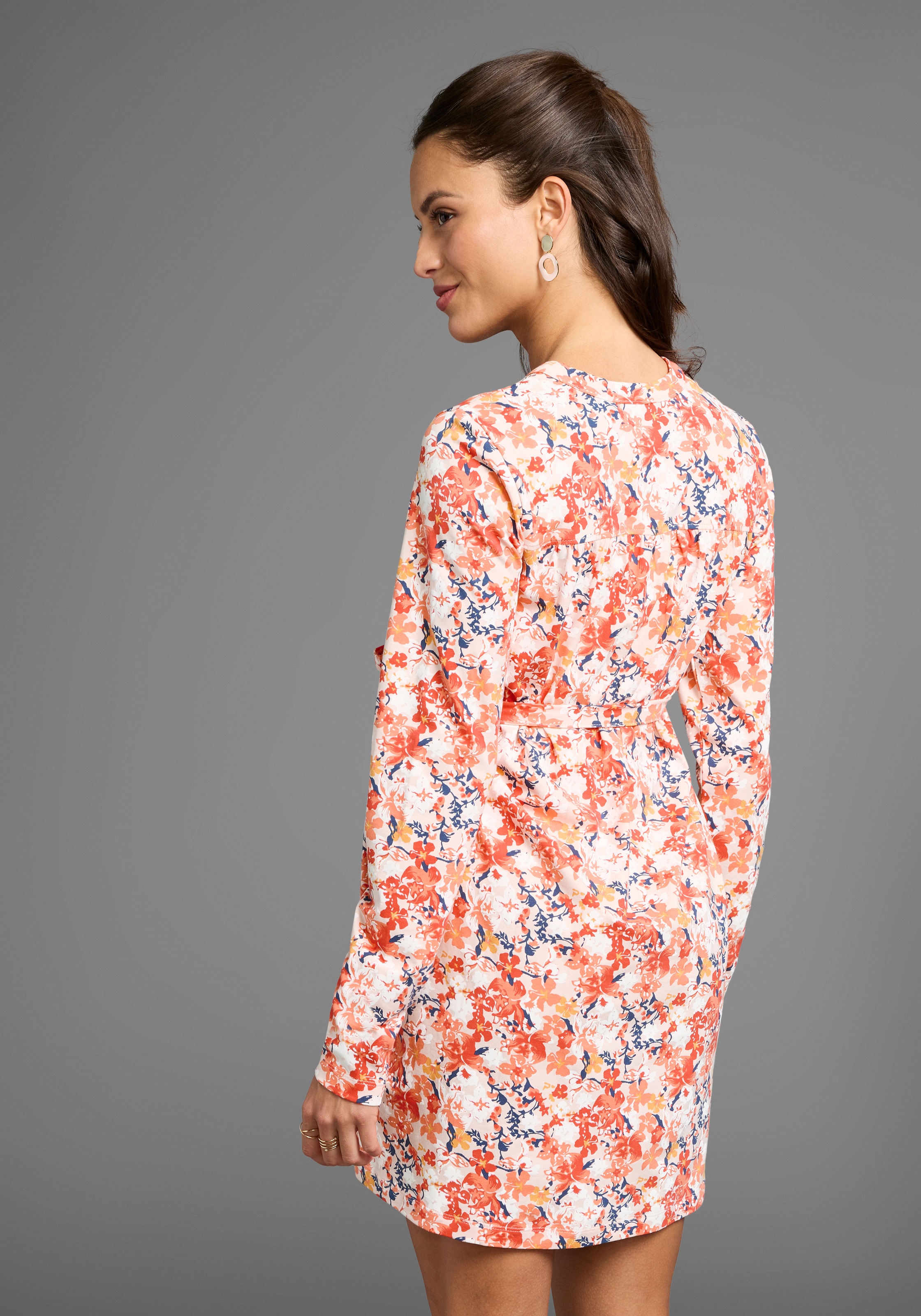 Neun Monate Umstandskleid "Kurzes Schwangerschafts-Kleid mit Knopfleiste, Minikleid" Shirtkleid mit tiefer Knopfleiste, ideal zum Stillen