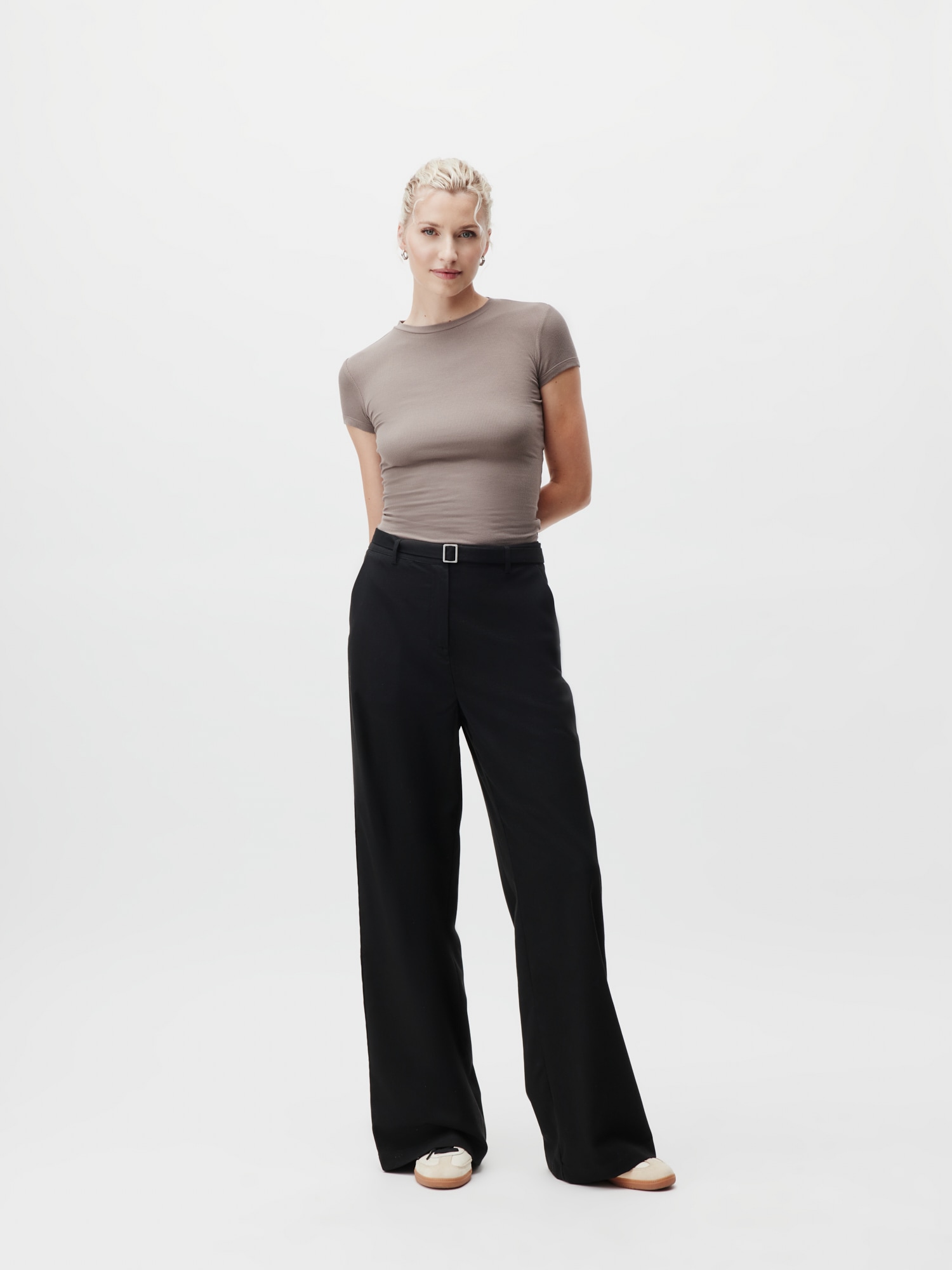 LeGer T-shirt »Cindy, LeGer by Lena Gercke« Figurbetont mit Rundhalsausschnitt