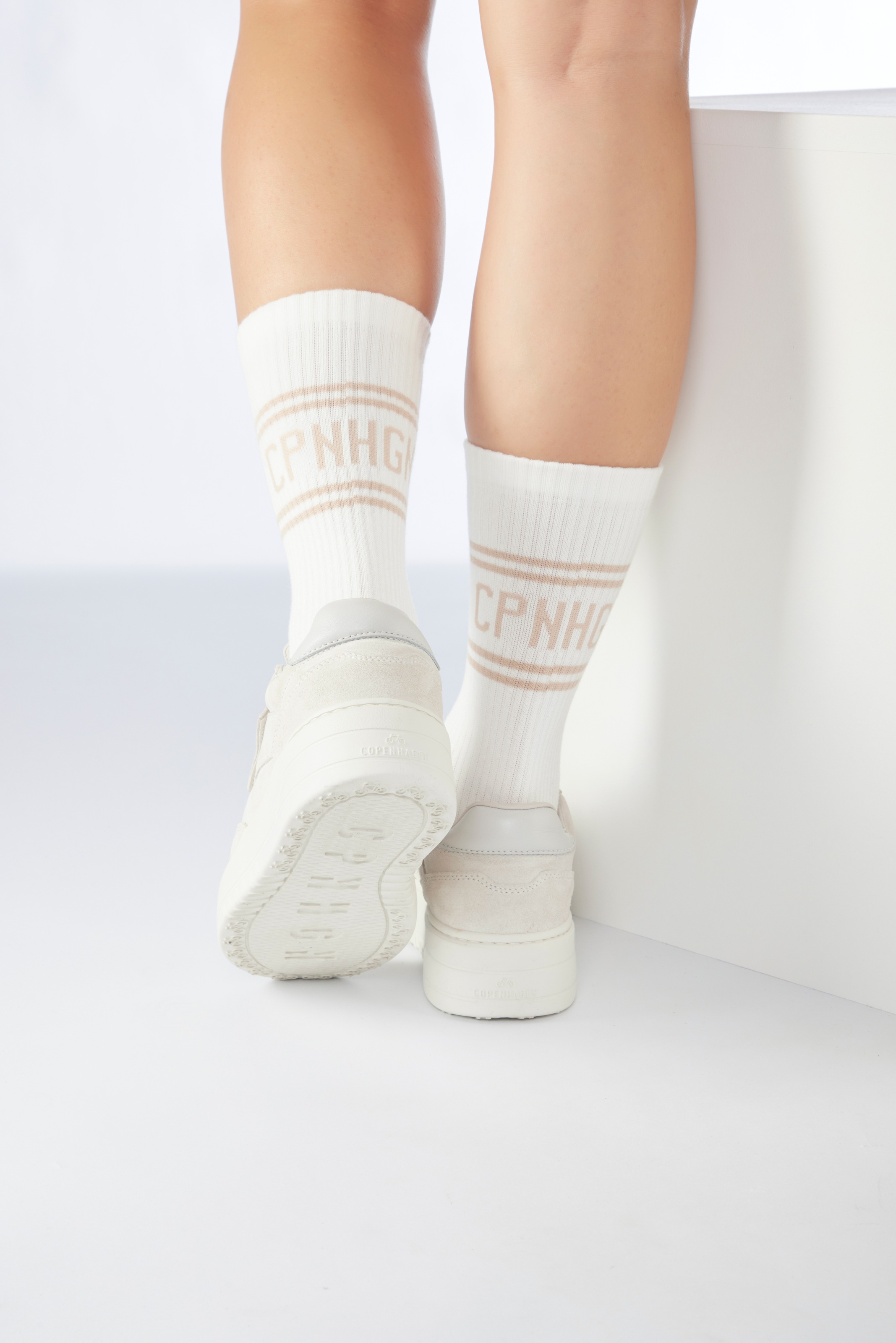 Copenhagen Studios Langsocken, (Packung, 2 Paar), mit Pikeé-Struktur unter der Sohle