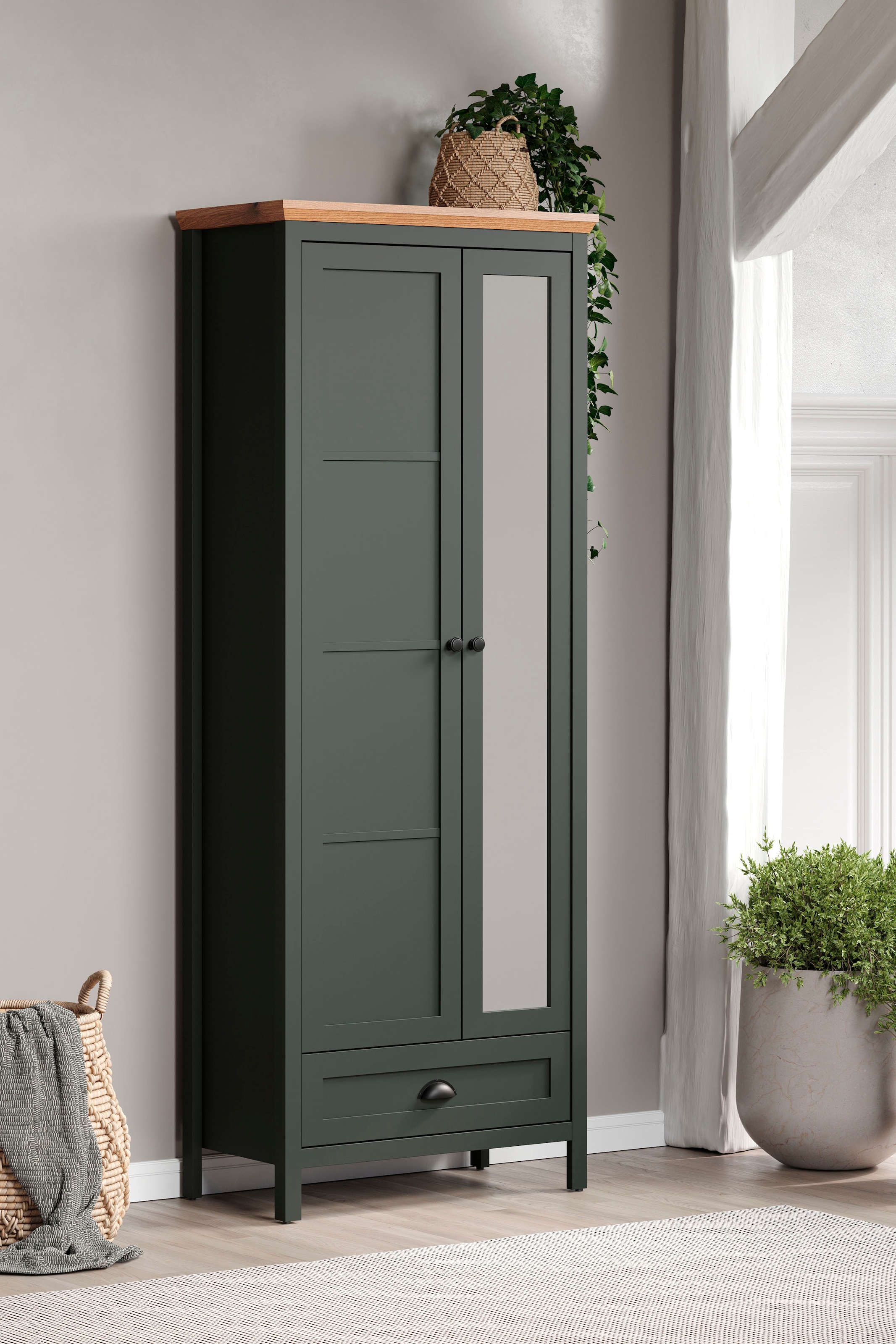 Home affaire Armoire vestiaire »Vienna« 1 cuis tlg. Garderobenschrank, 2 Türen, 1 Schubkasten & Vollauszug 77/39/198 cm