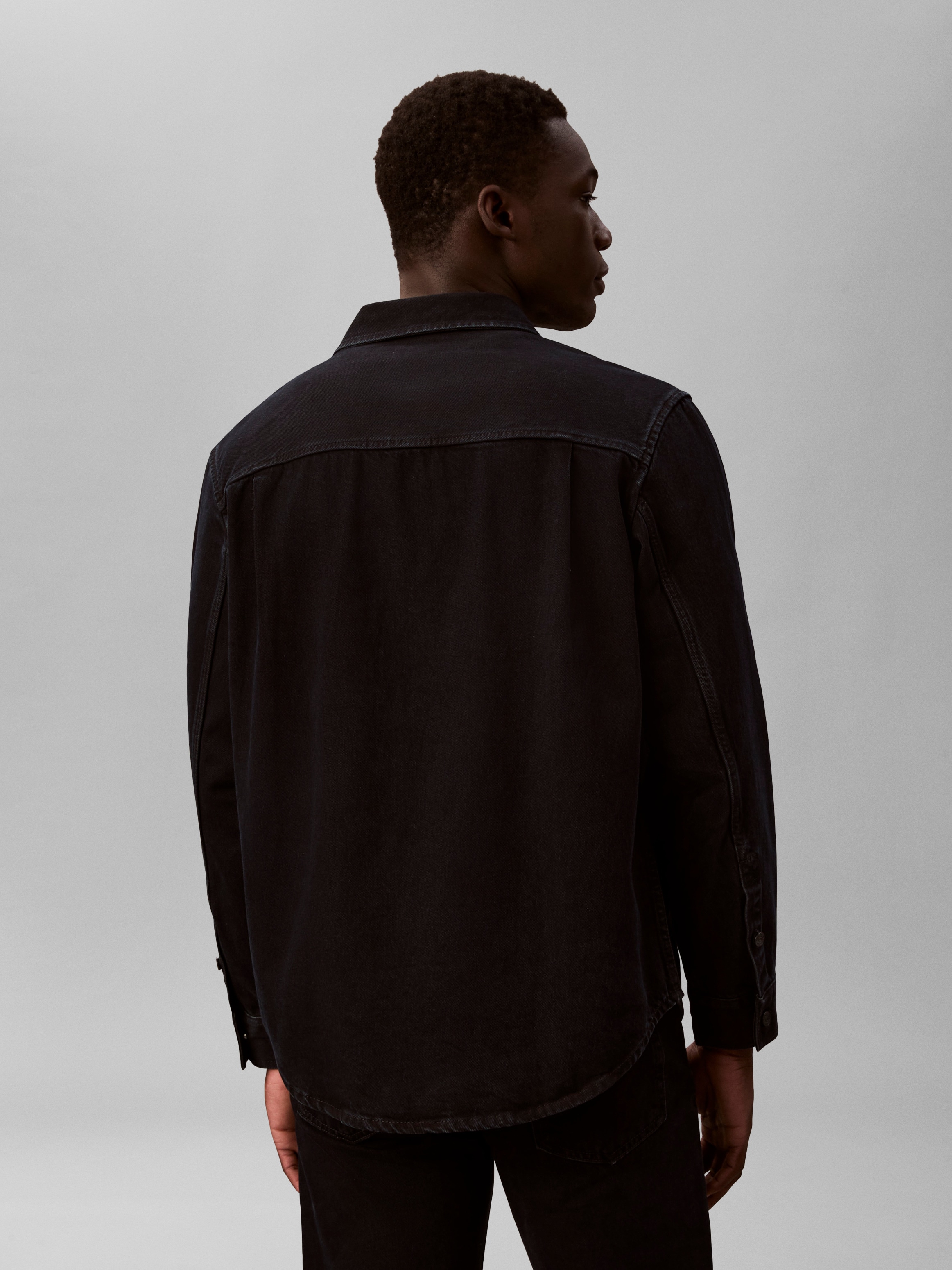 Calvin Klein Jeans Chemise en jean Regular fit mit Rundhalsausschnitt