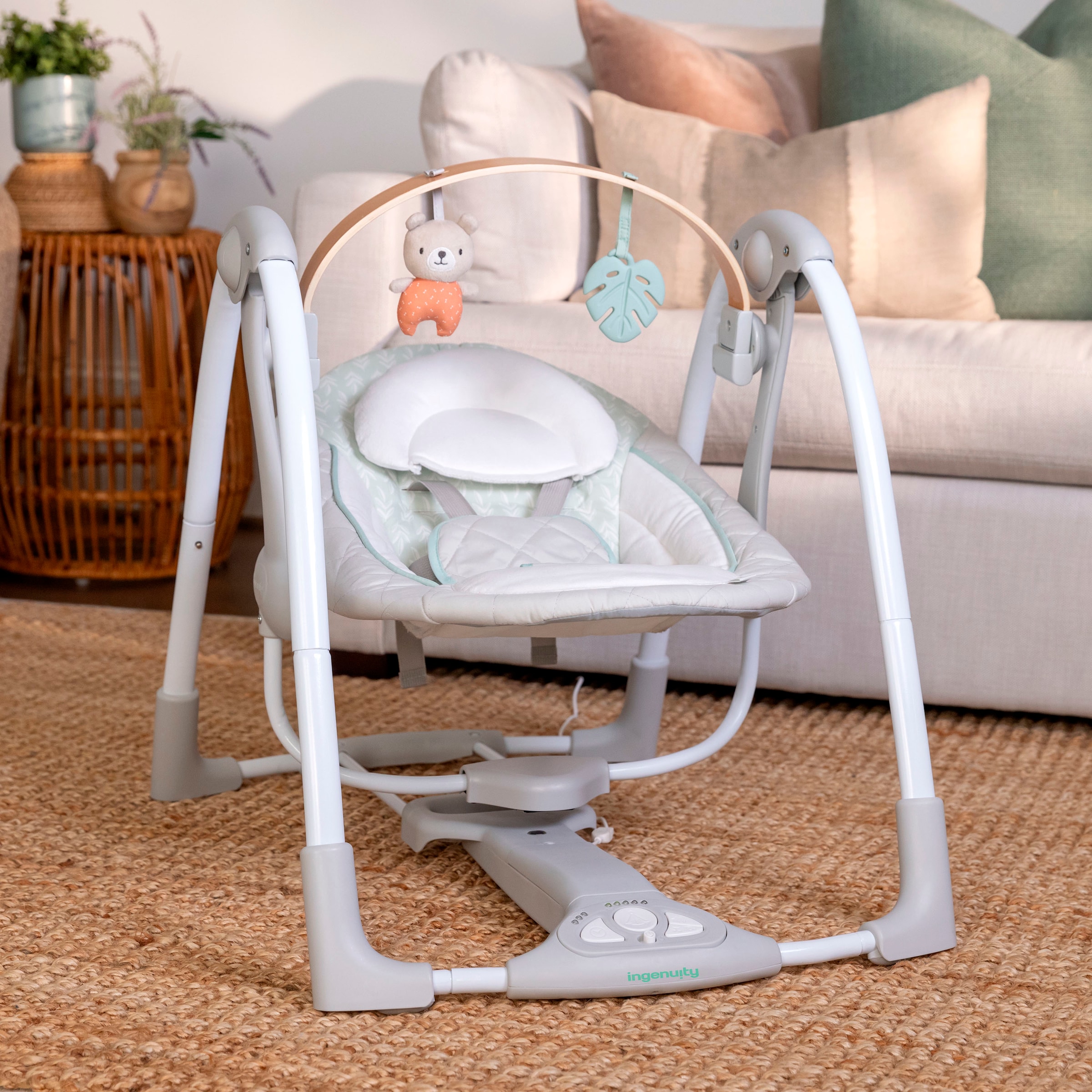 ingenuity Transat pour bébé »Cozy Spot Swing 'n Go Portable Swing« bis 9 kilos mit Sound-Effekt