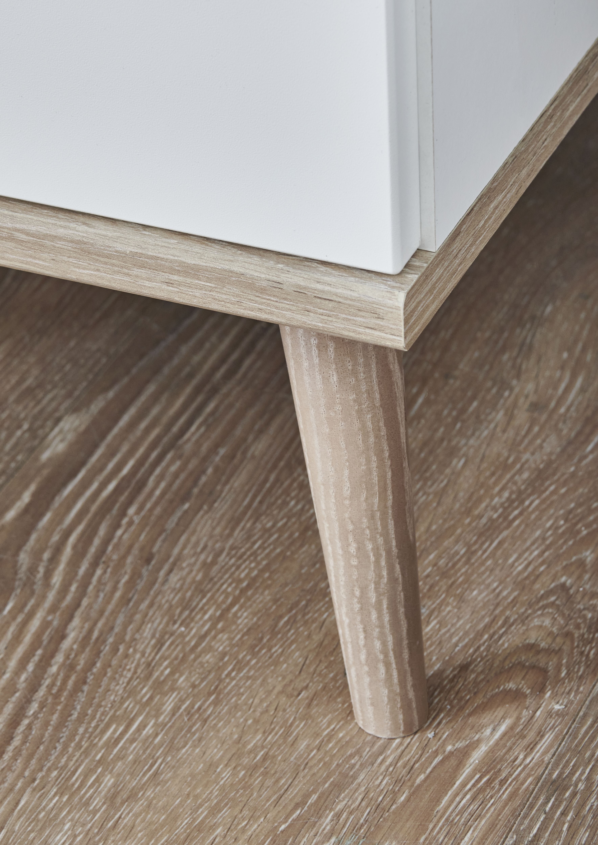 Wimex Kleiderschrank »Fehmarn« Mit Massivholzfüssen