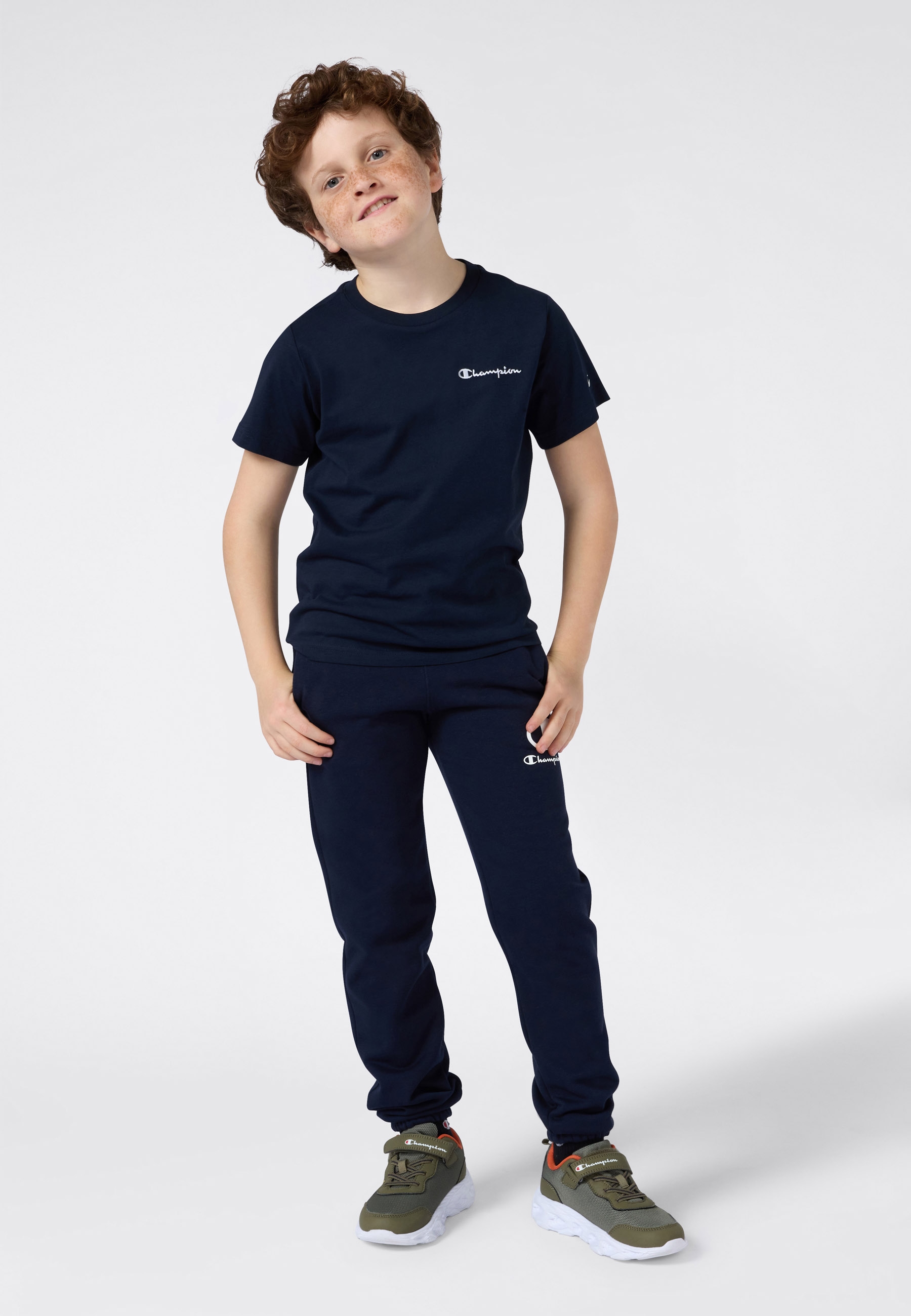 Champion T-Shirt »ICONS CONTRAST Crewneck T-Shirt« mit Rundhalsausschnitt, Kurzarm, aus Baumwolle, klassischer Schnitt