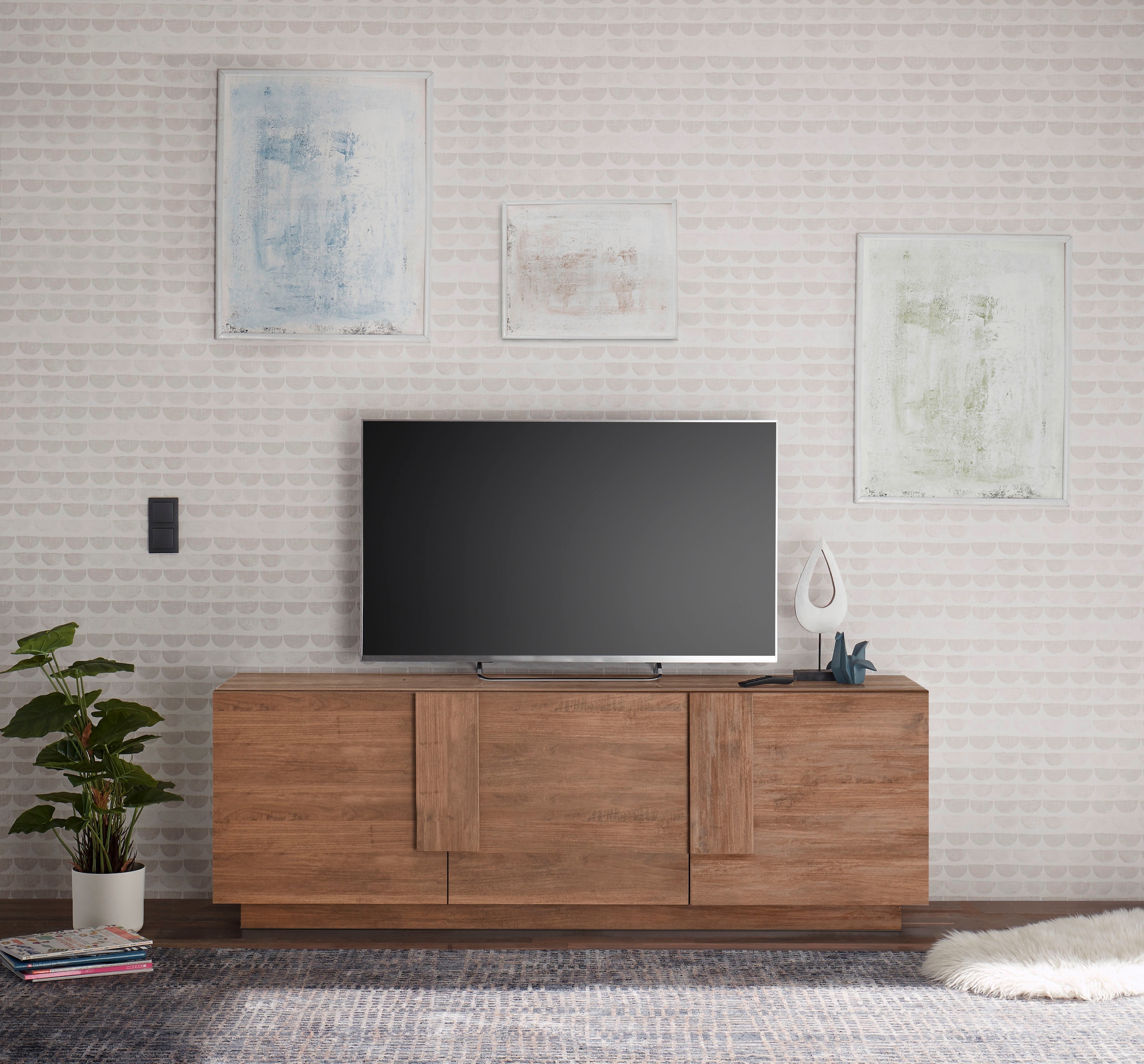 Image of Home affaire Lowboard "Jupiter, Breite 181 cm, TV-Board 3 Türen - Soft Closing, TV-Schrank," Medienkommode, moderne Griffblende, FSC, cleveres Stauraumkonzept