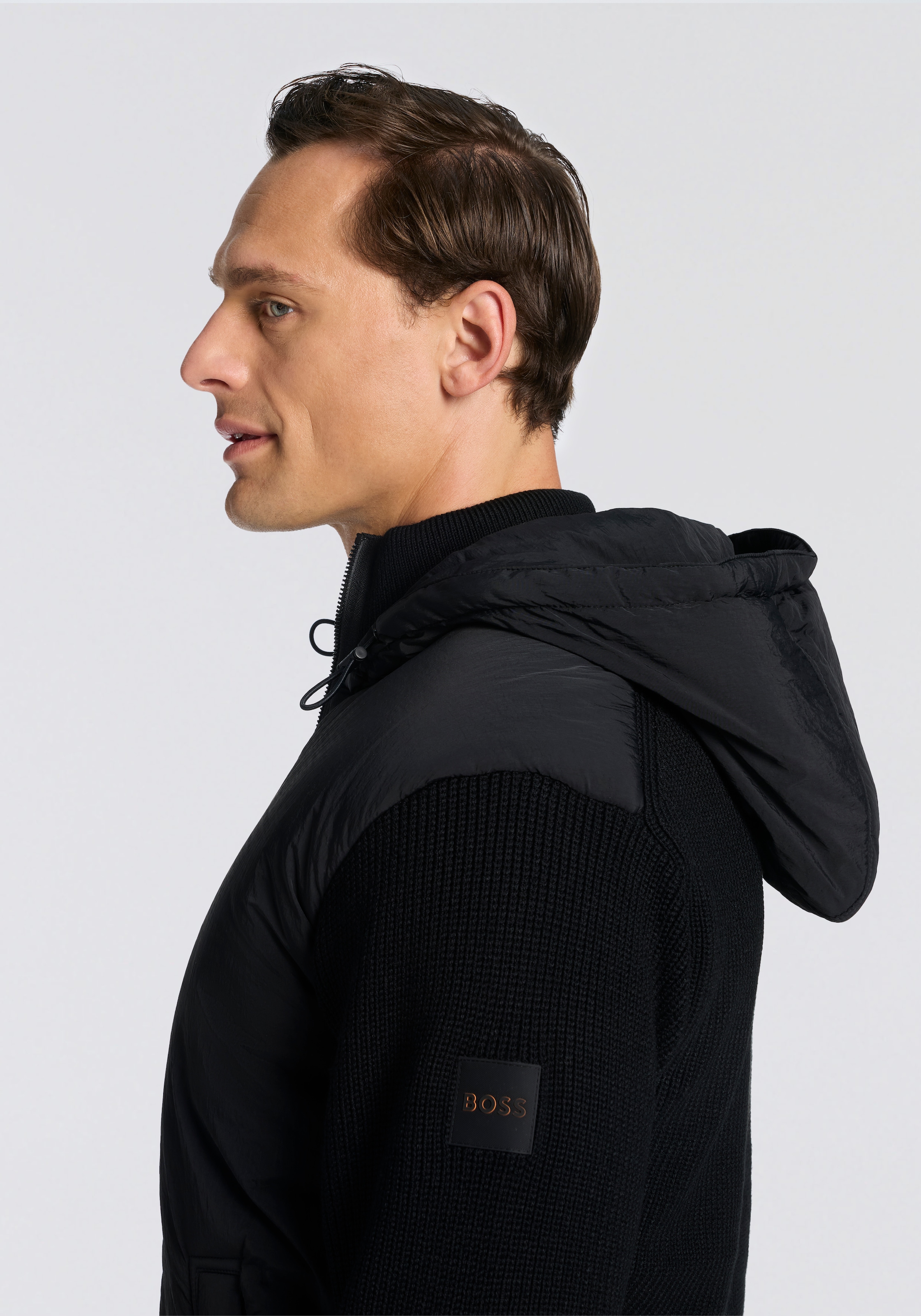 BOSS ORANGE Blouson »Kiaccio« mit Kapuze mit fester Kapuze, Ärmel, Rückteil und Kragen aus Strick