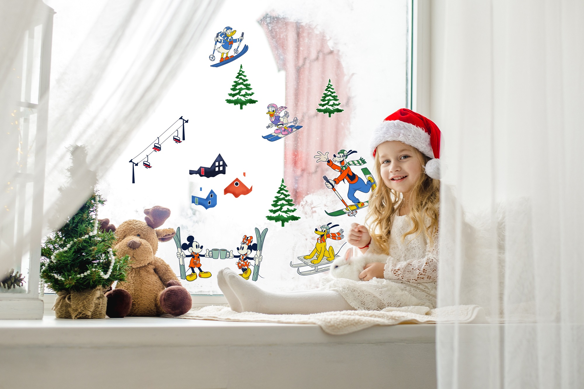 Image of Komar Fototapete "Fenstersticker - Disney Mickey Mouse Snowland - Grösse 30 x 30 cm" Motiv bedruckt glatt