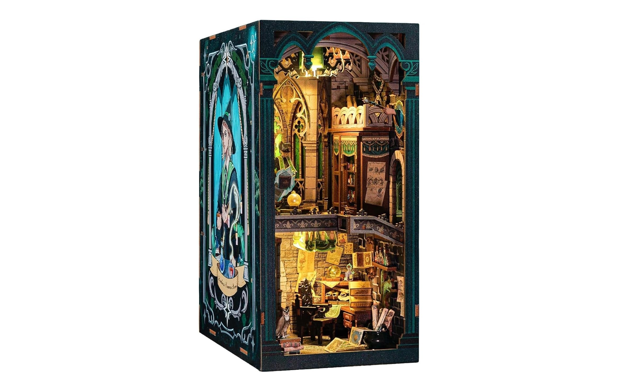 Image of Spielbausteine "Cutebee Darkness Common Room"
