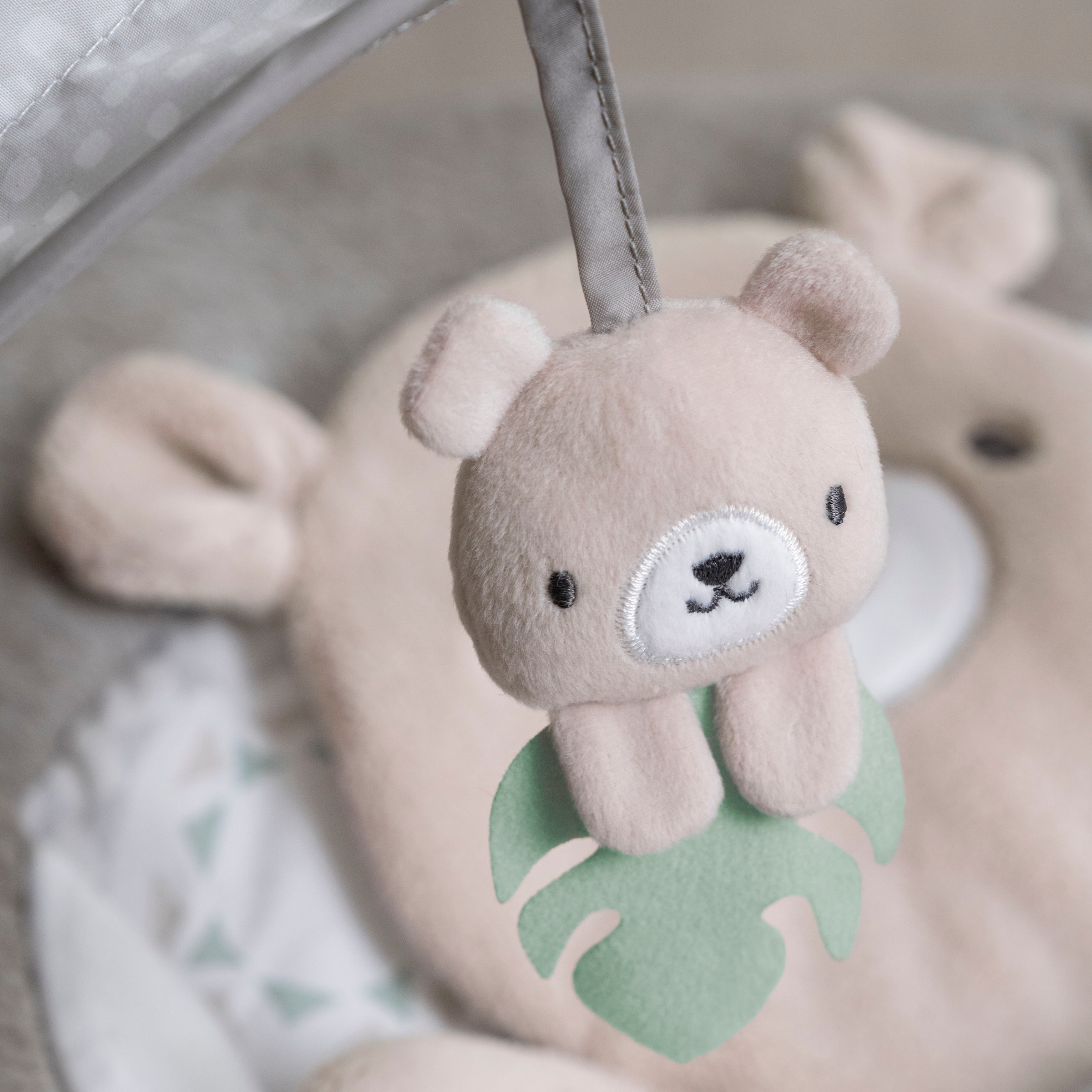 ingenuity Babyschaukel »InLighten Bouncer™ - Nate™« bis 9 kg mit Licht und Sound