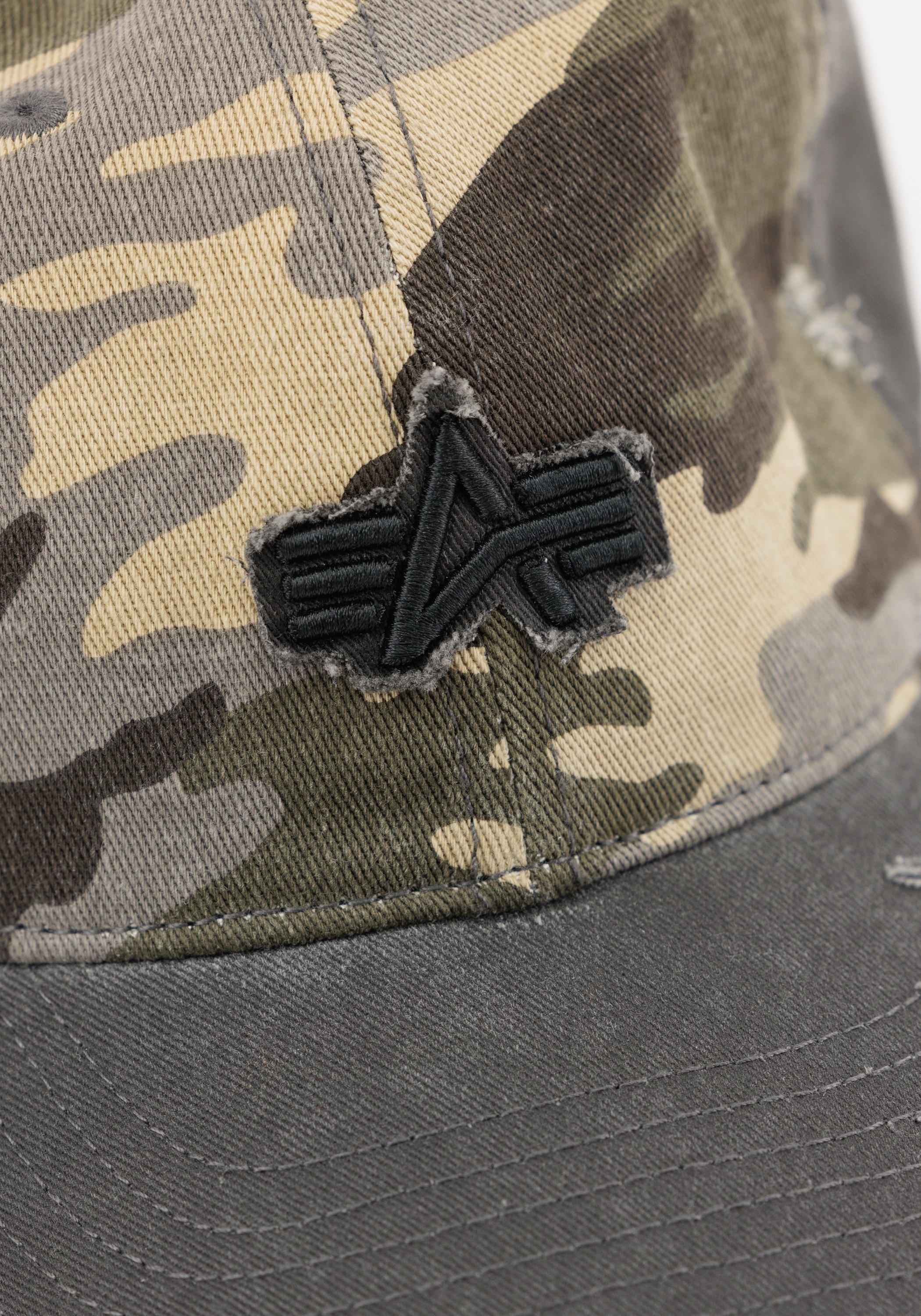 Alpha Industries Trucker Cap »Distressed Logo Camo Cap«