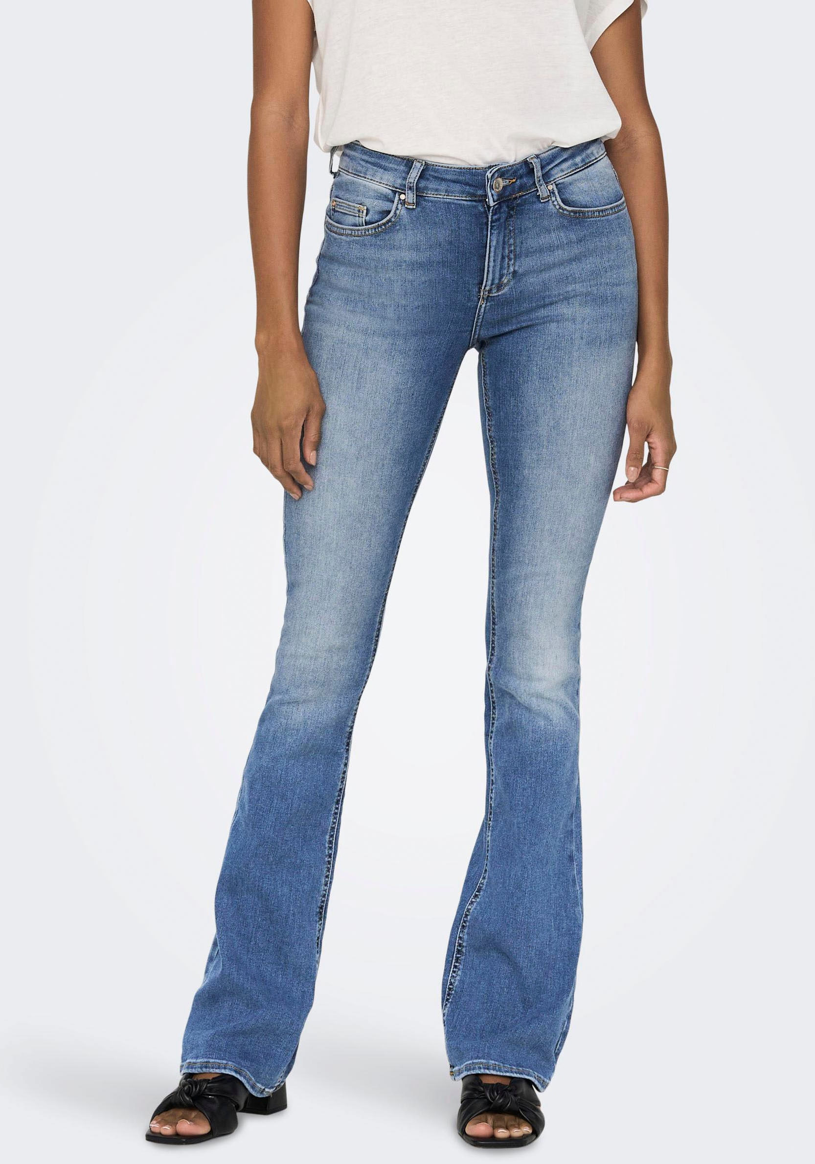 Image of ONLY Bootcut-Jeans "ONLBLUSH – Bootcut-Jeans mit ausgestelltem Bein" bootcut fit, modisch, Denim, Baumwollmischung