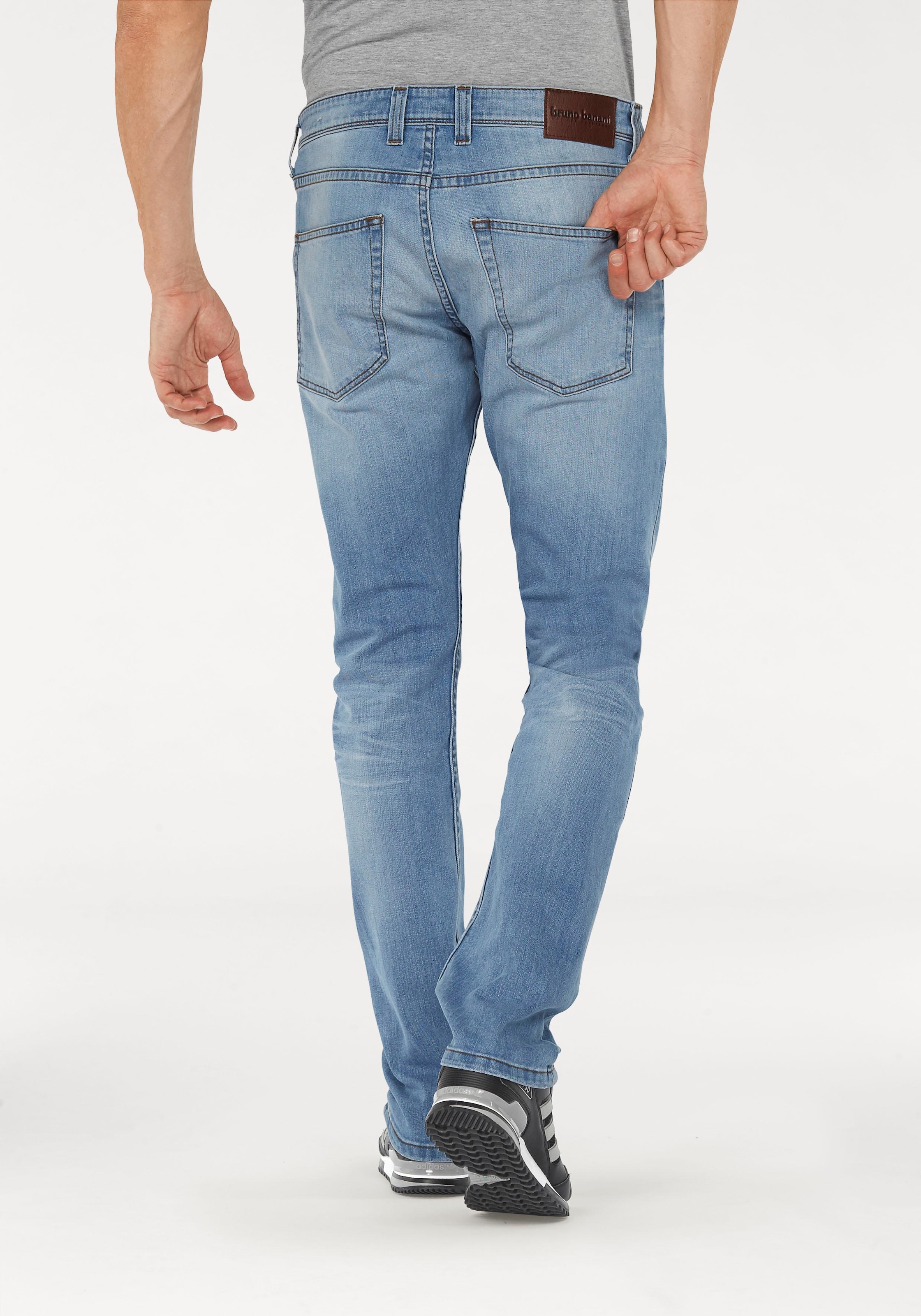 Bruno Banani Slim-fit-Jeans »Jimmy (Stretch)«, schmale Beinform, niedrige Leibhöhe, mit Button-Fly